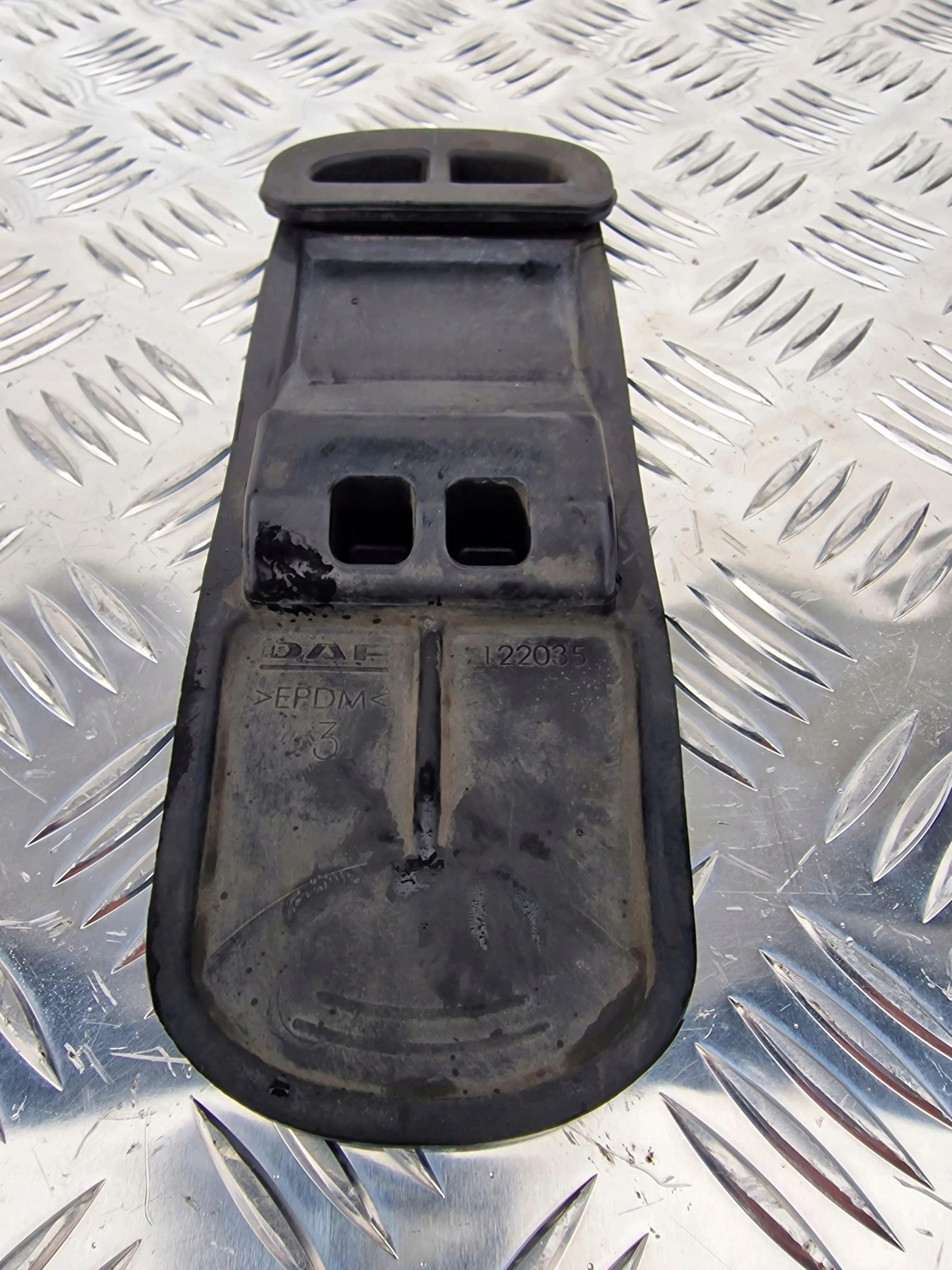 881a255ed070e62c0d6c82f9317dec8c