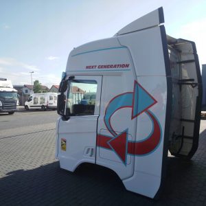 65e6acdefdfb403cb2c8a18334621039