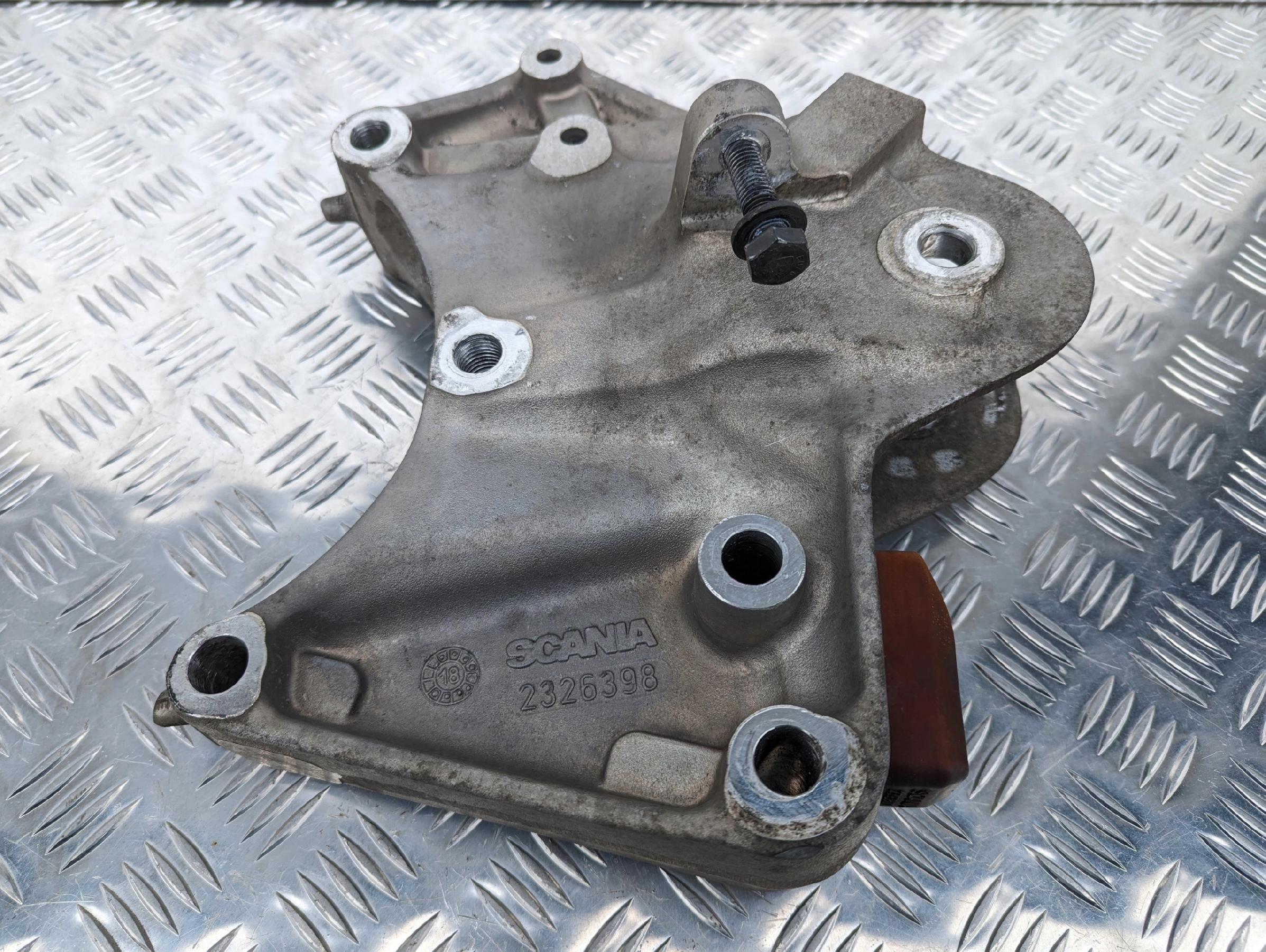 0440e4c26bf8a705b3d27e7c8cc1d65b