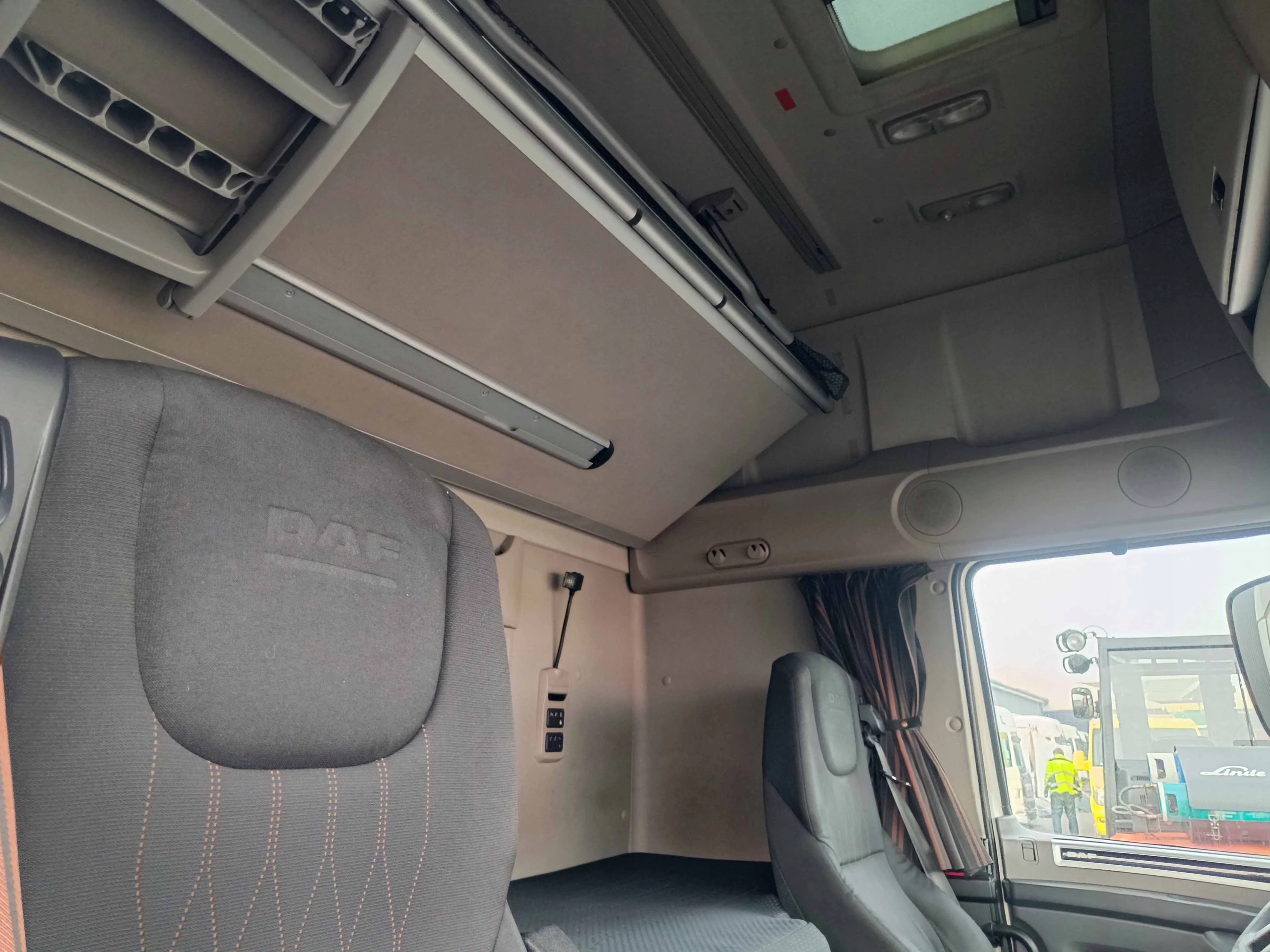 514b20fcf81b710cf55e24834d16cdac