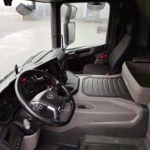 0ab56c9691aea79e820e3c206364e027