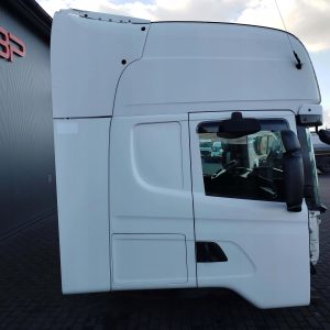 b9305f9b34c849bf8b872082845d7cd1