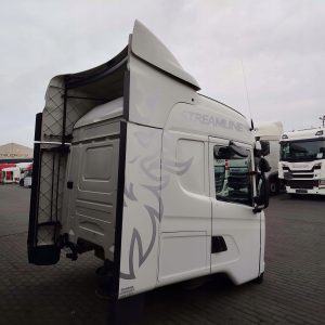 babfa82d90c7594e4757378e1618c054