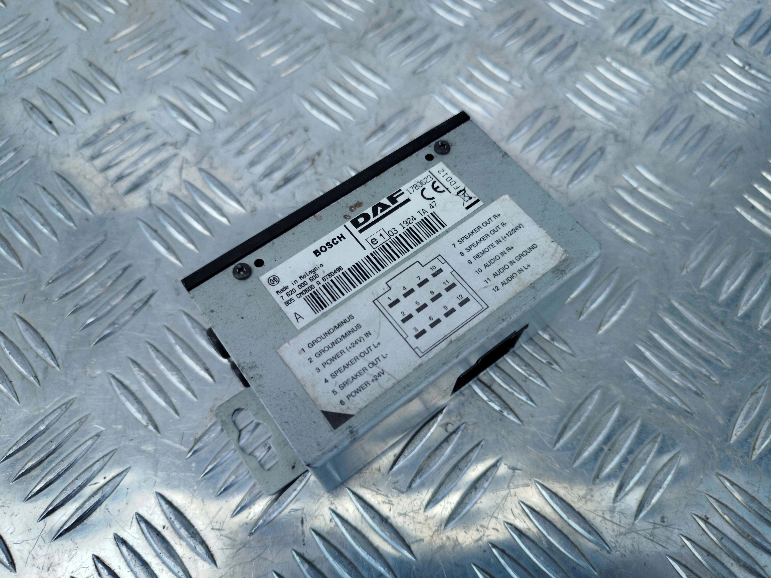 04dd3aa67c0d37f66249de948b653c87