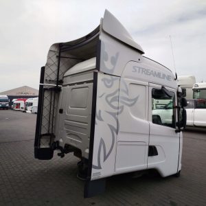 917b209494db6343e7bad31bac90ea06