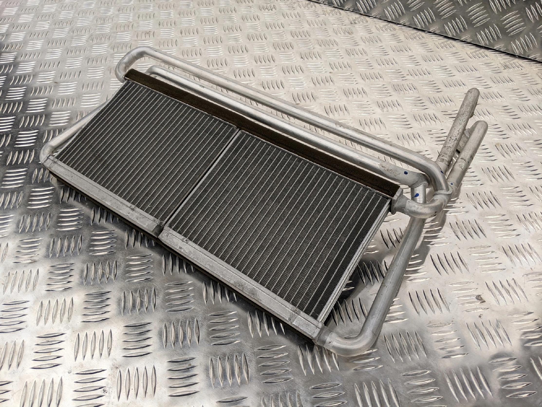 b7793fd97dfe35b12c4fdca364be9444