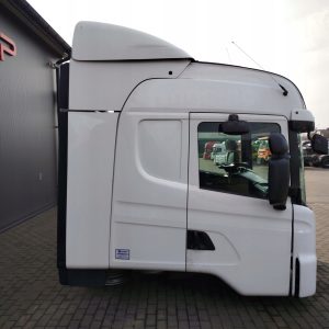 fff704e7e762cf215bd02b9fd5fbf494