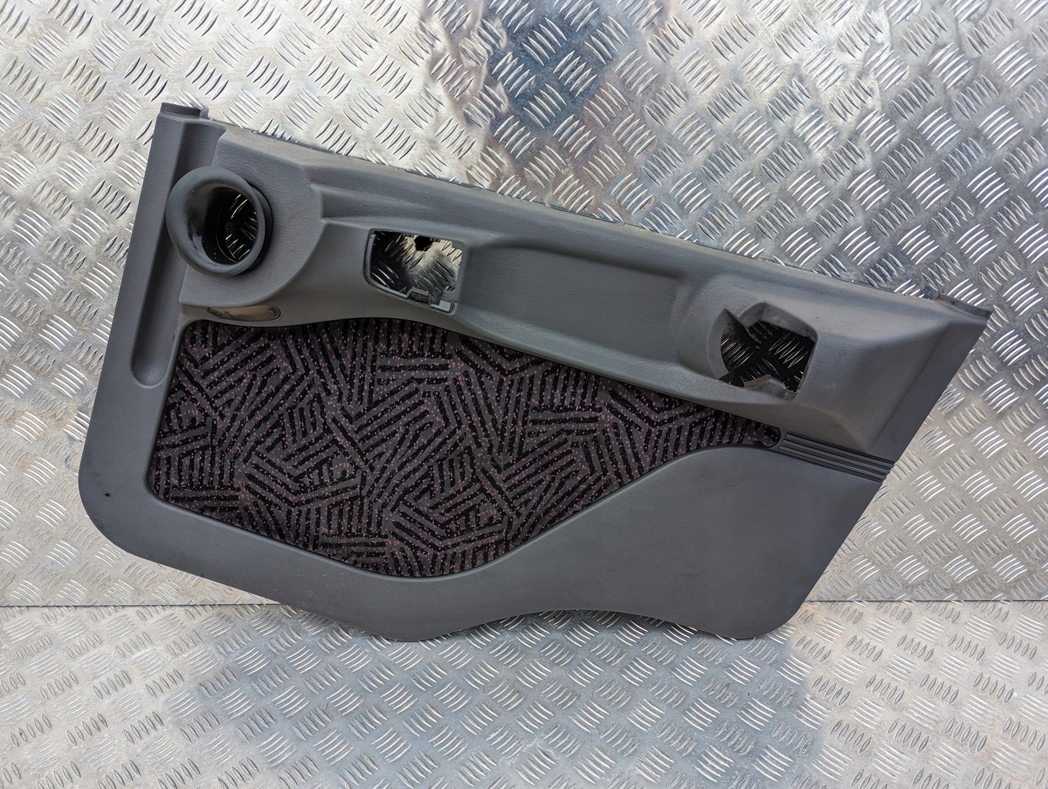 3e9b31908fdf27a1248271ca2c6357ab