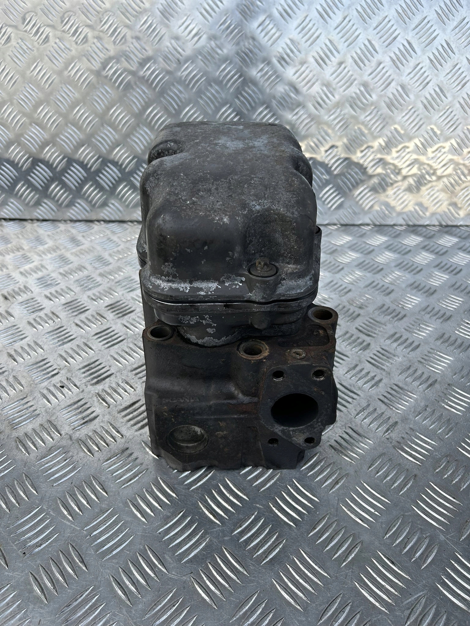 b12443c69af9fbde8a8dbf29c231188c