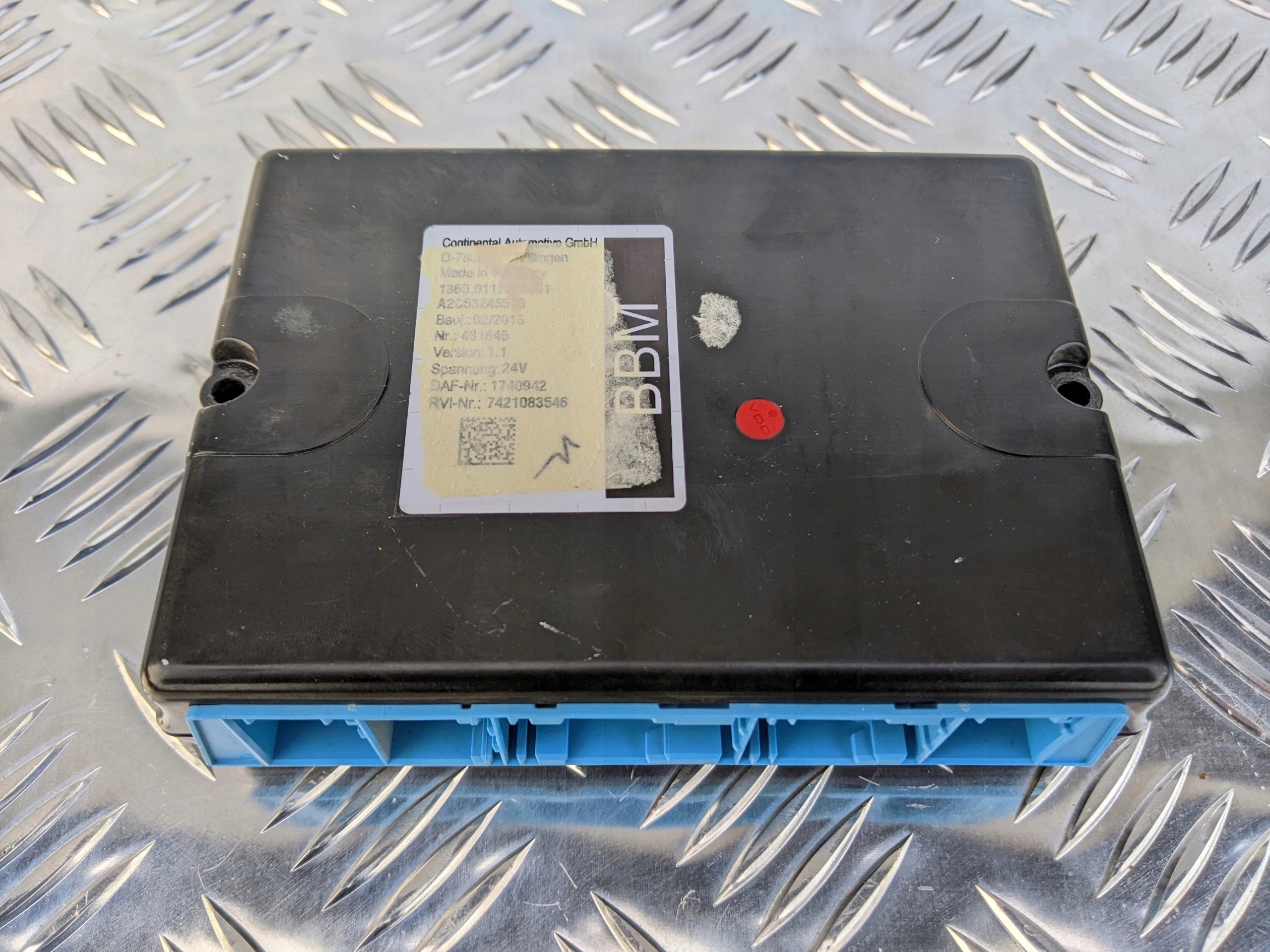 ea4dfd7c0a631e3a6ded17f4364953f9