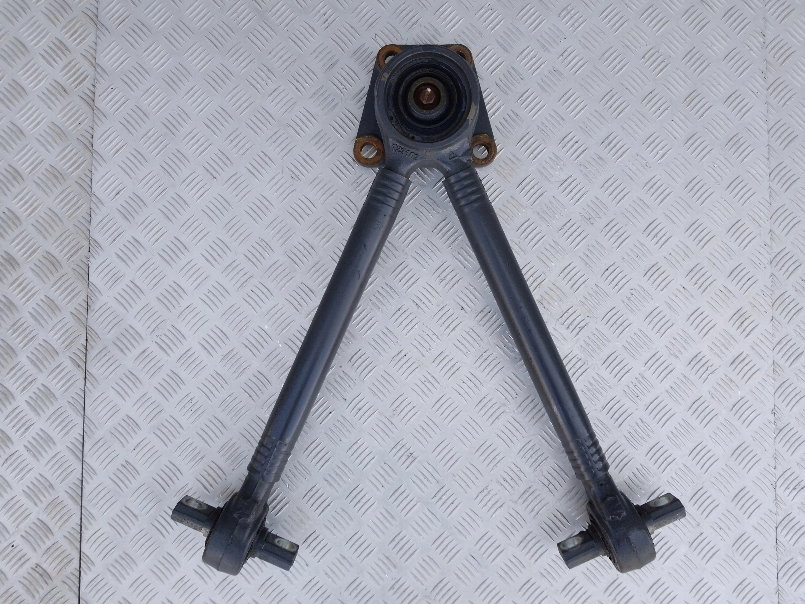 80de77522725b8ec4222078e5def05ec