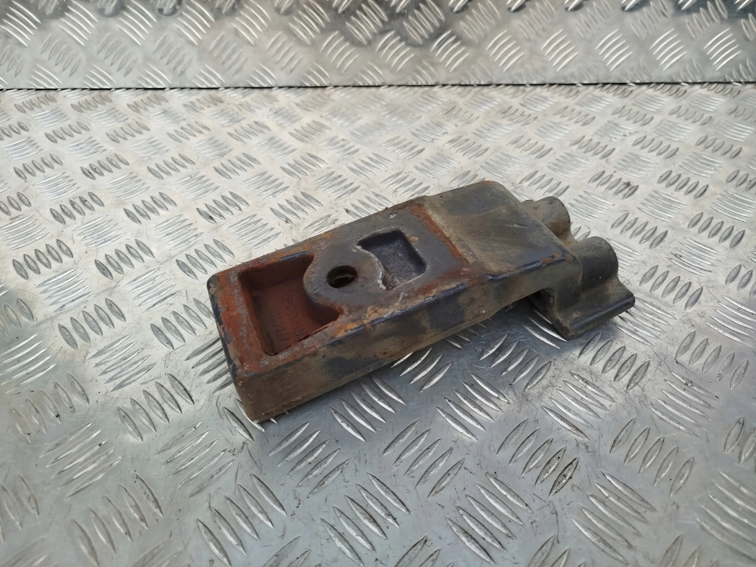 82c15f939ebed8a4873b4ac7c06bf19f