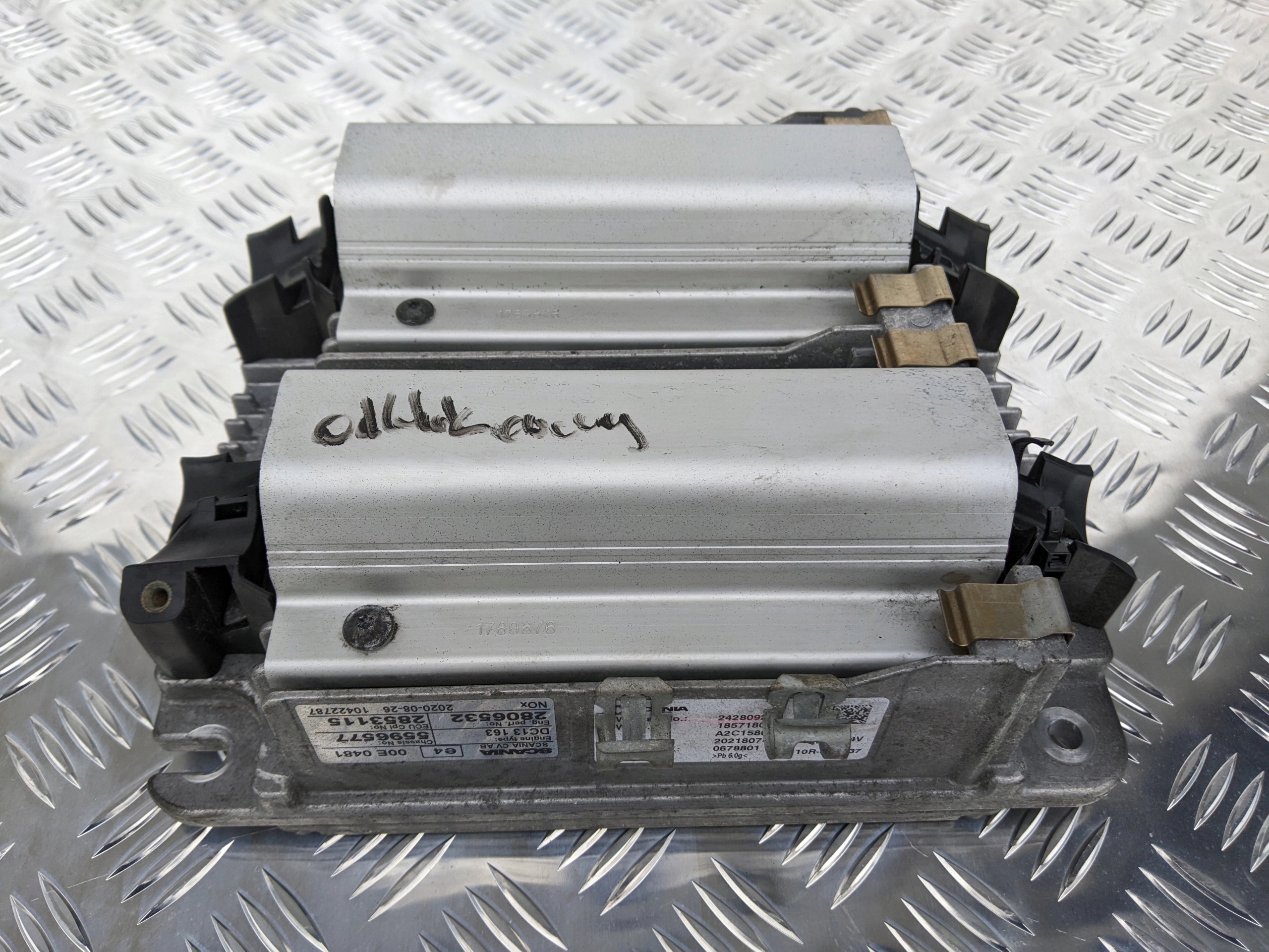 0464fd4f222784672017b19657d6c9d0