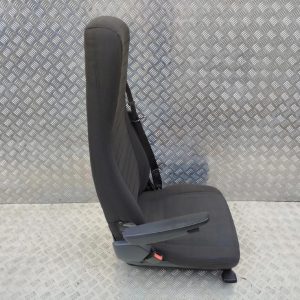 efd793fb4c5094bc5e2ea862f4de072d