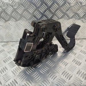 e119e22b75d9c7a3e7e341cb6ca458d3