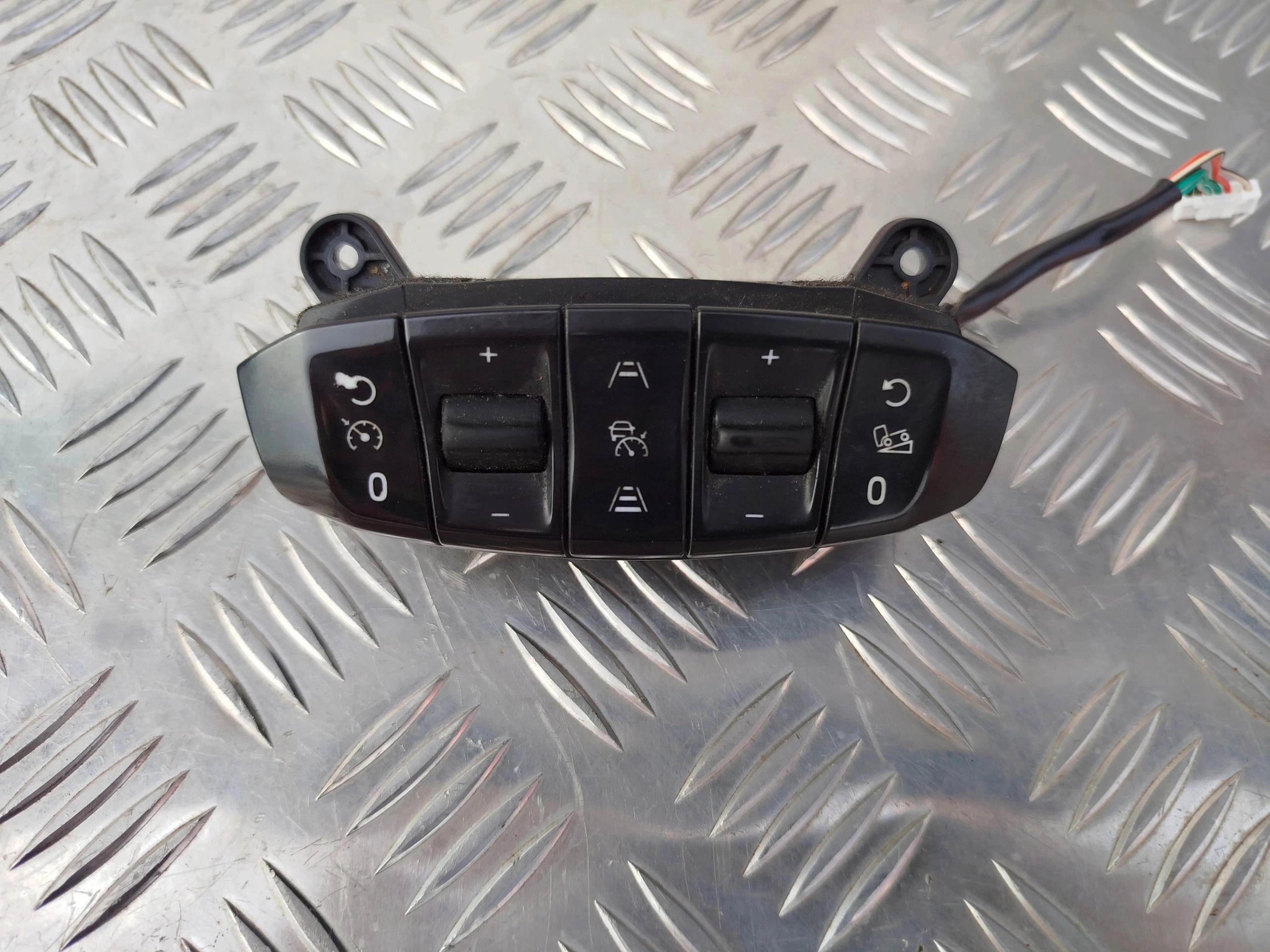 a1fef2d8240d66fb9328310042769c1a