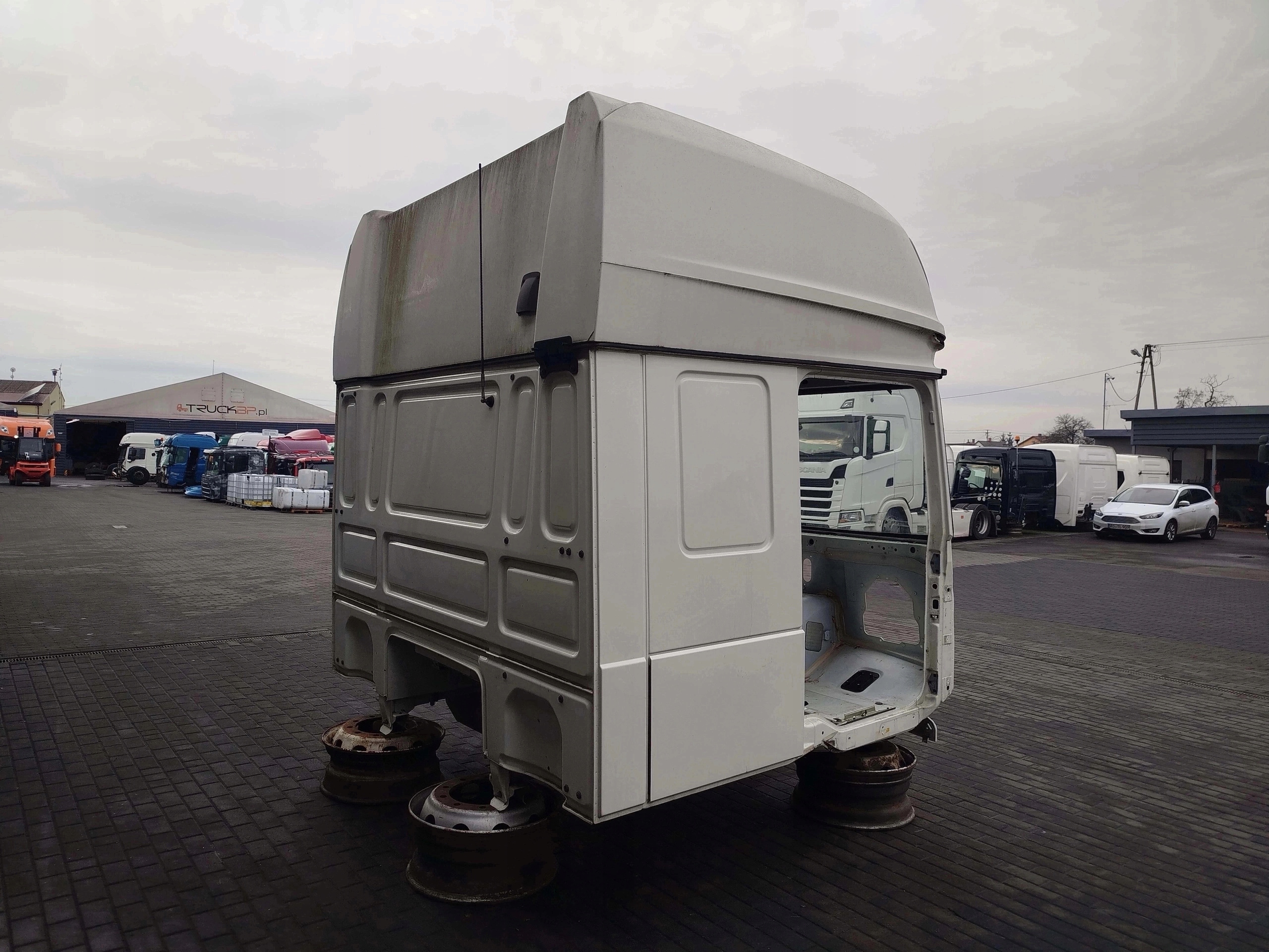 95bc2001b267e1ab3f5edcc3ce334fef