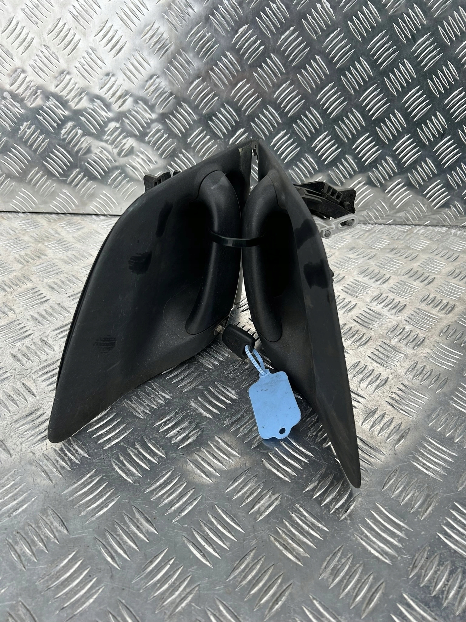 0975da9b980f41f2e856f4766367a470