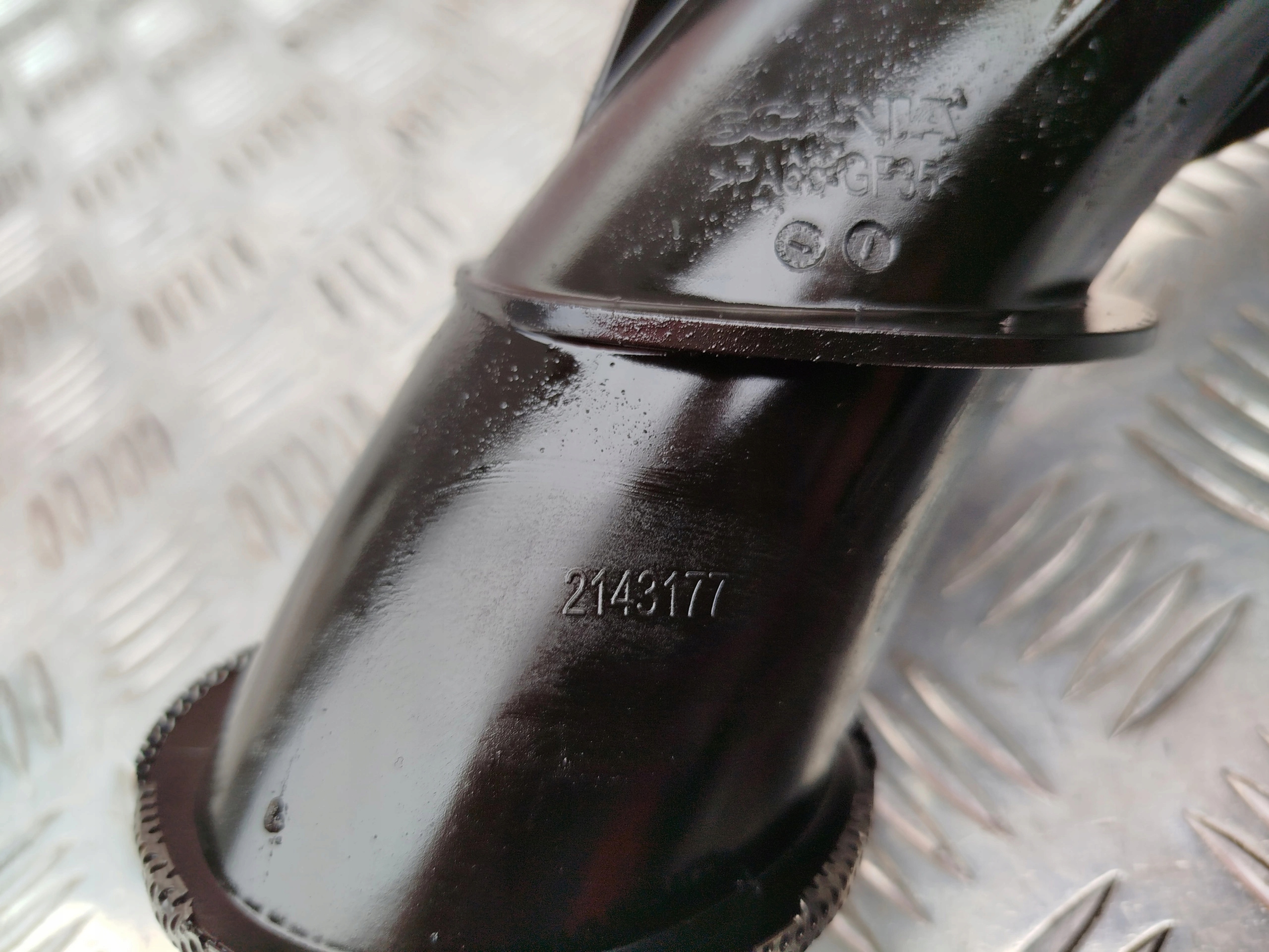 dbe0400ec8922b5f9b69630bdf18123d