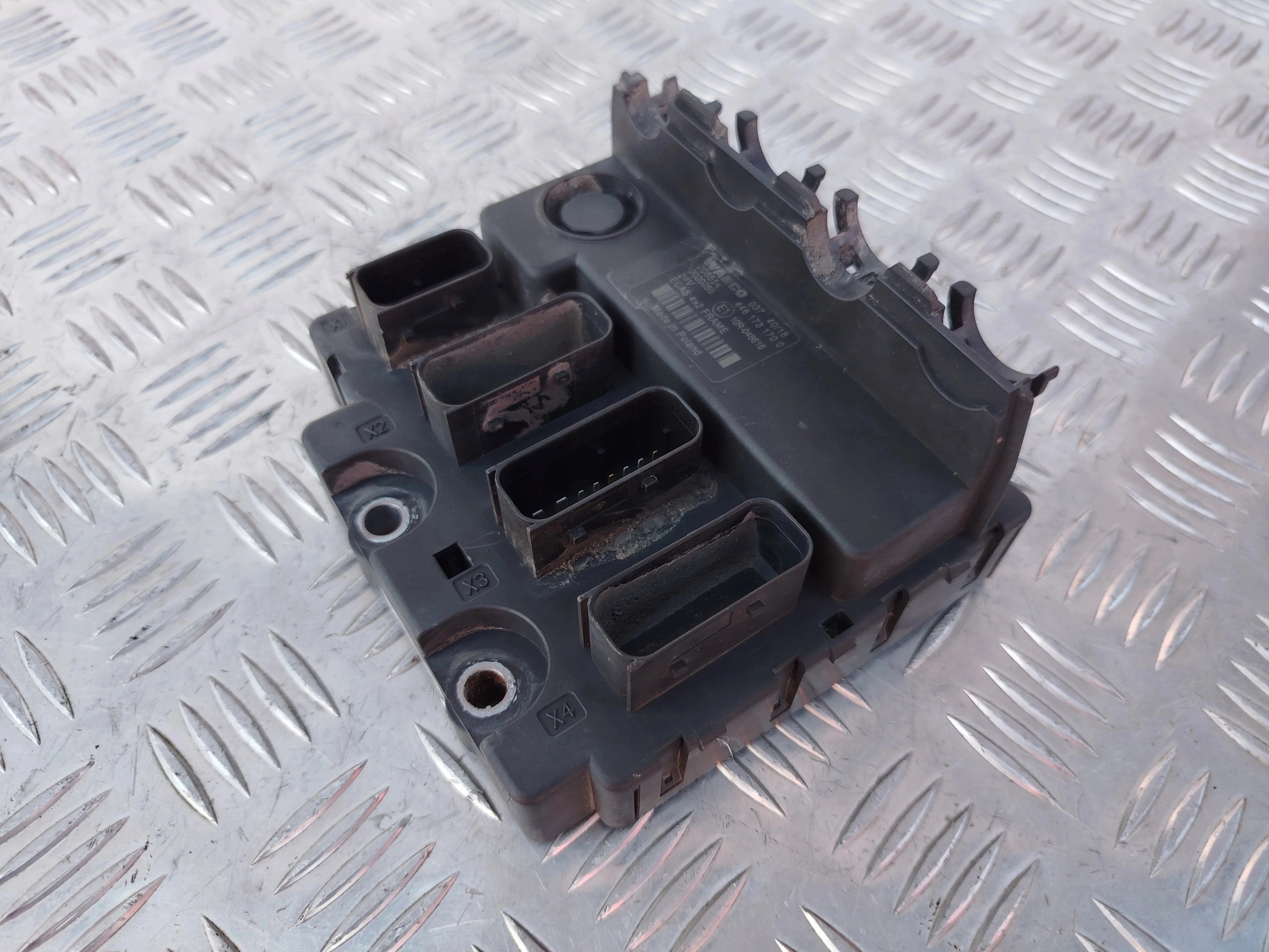 0deb639e27fc3171b5ada1675d9950a1