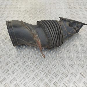 02b89769db0b38eeb8715cd3d2ff0e69