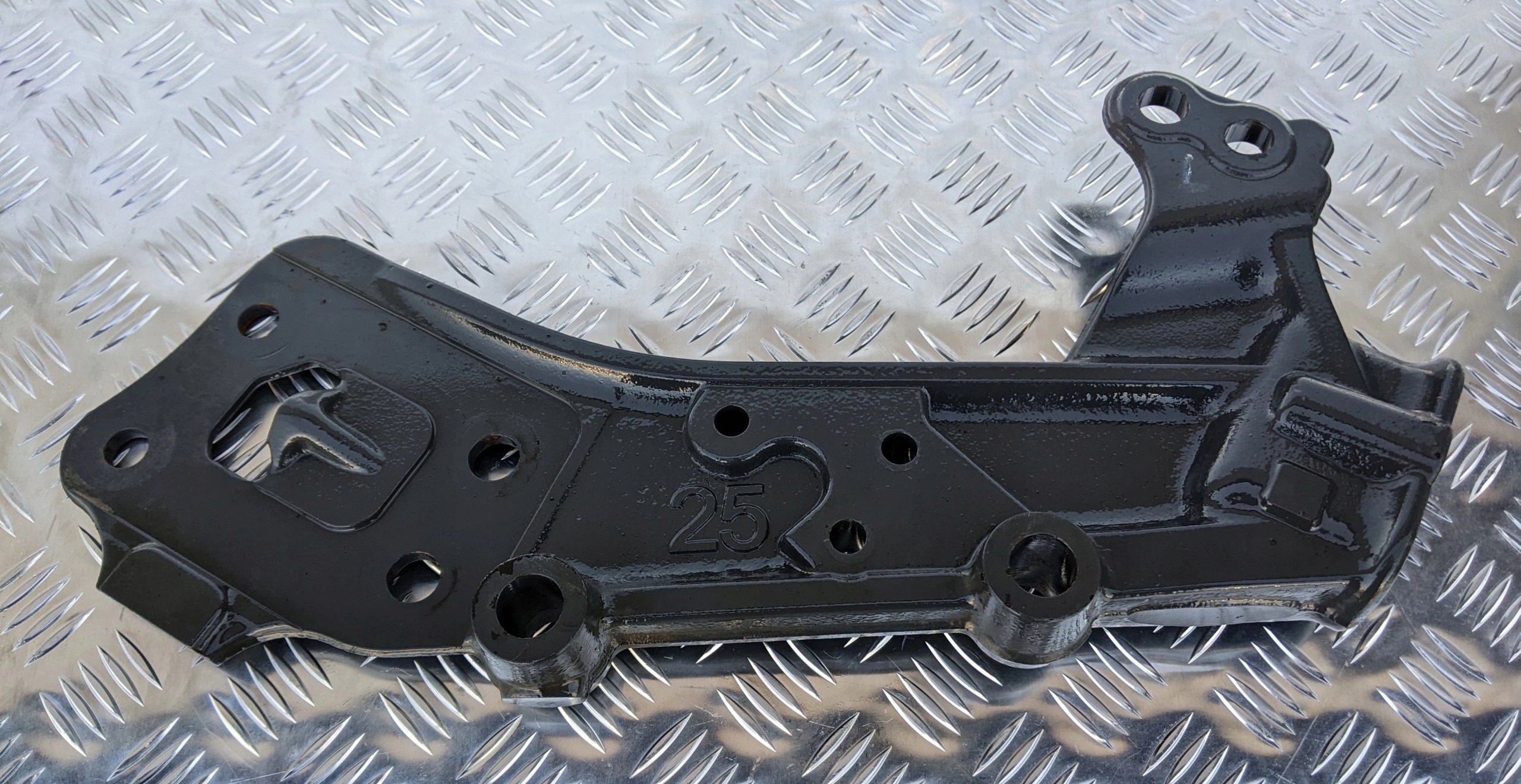 74a88423a2862f360240094e801f0702