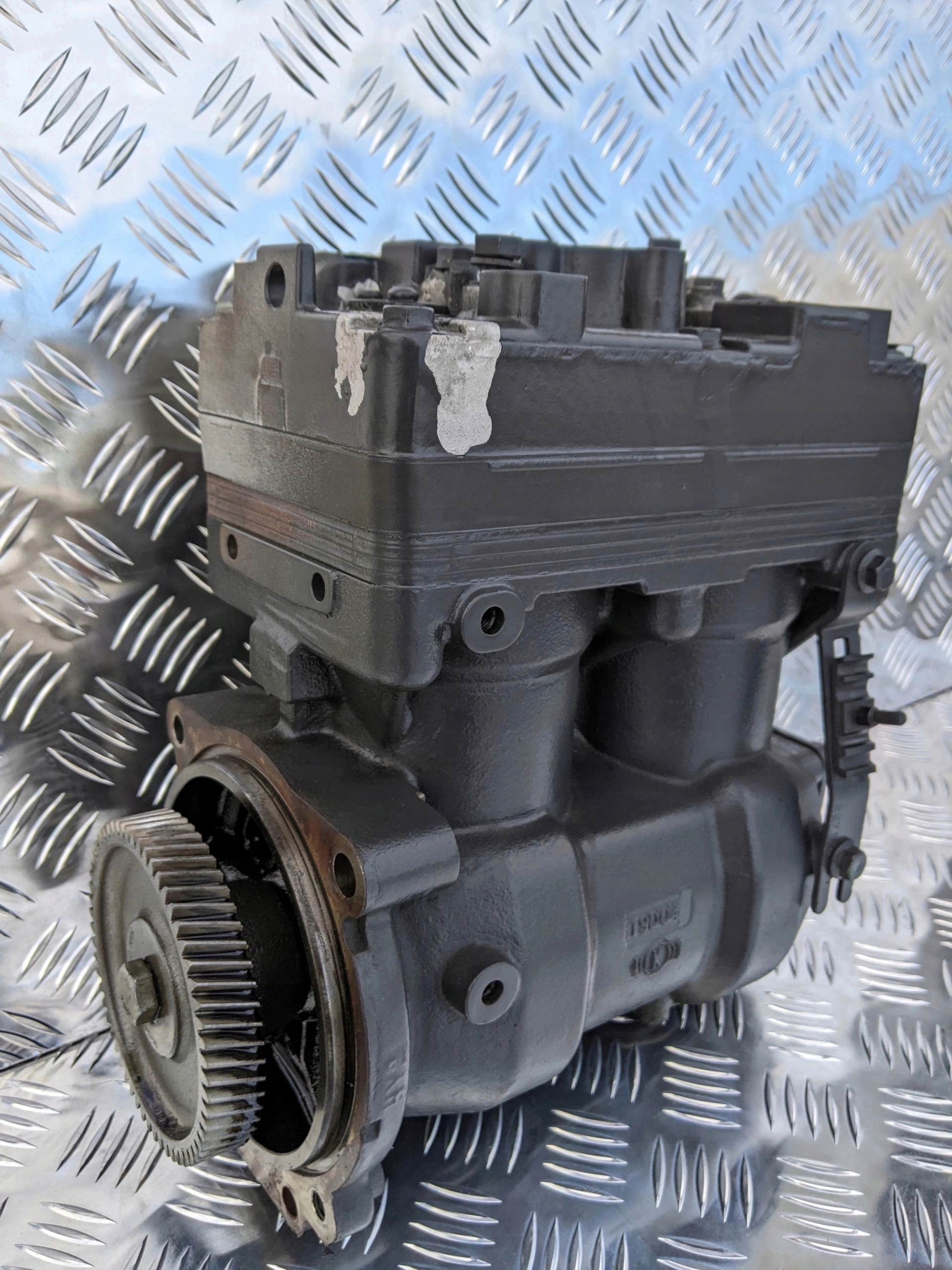 5fbb00feea7928bc215bcaea3c9e26aa