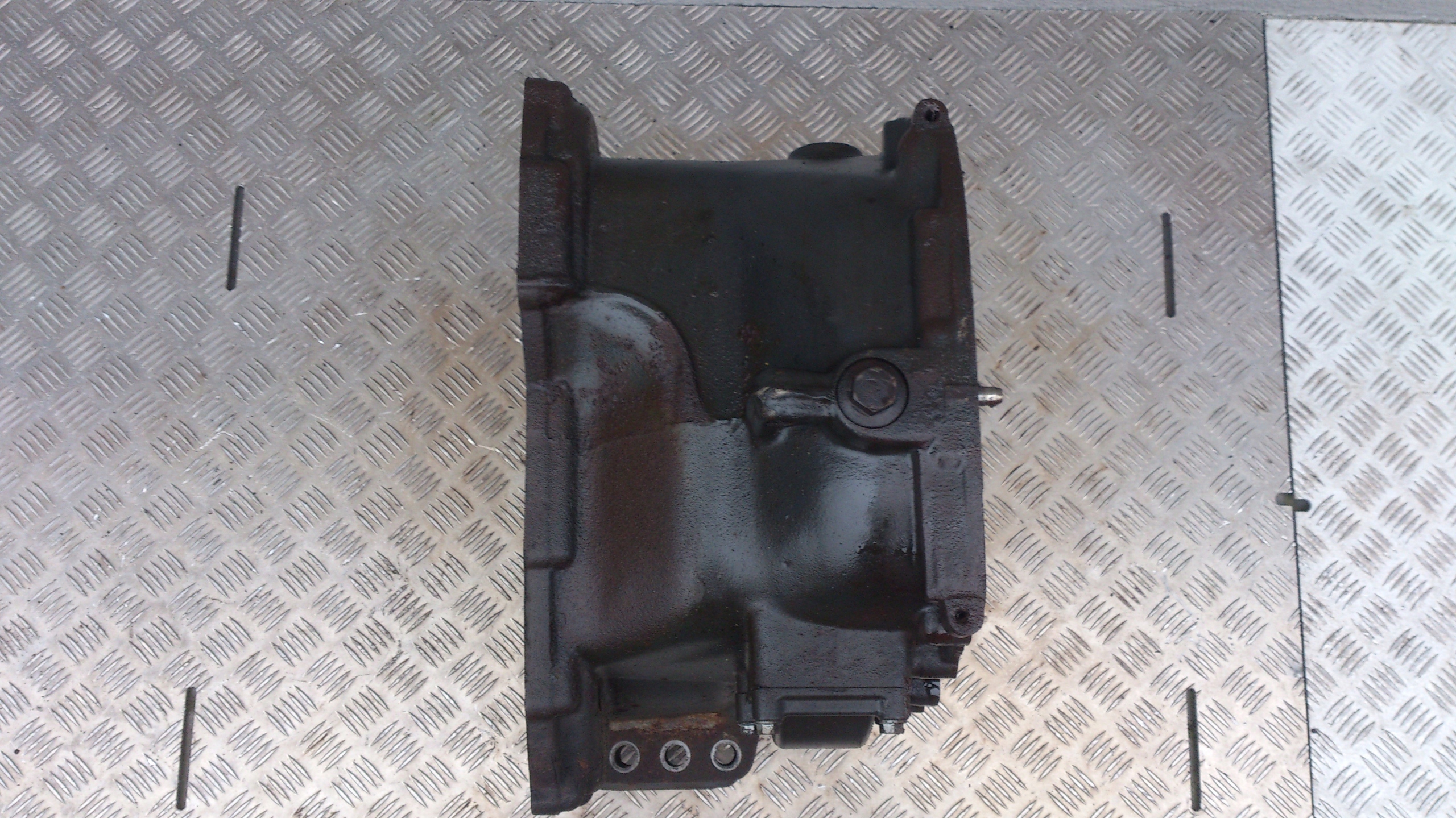 7e0b1ddcb7bb9a7f3b554b751f2b807b