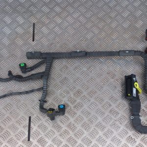 33b4cdd3592ada18948c2f45a7106014