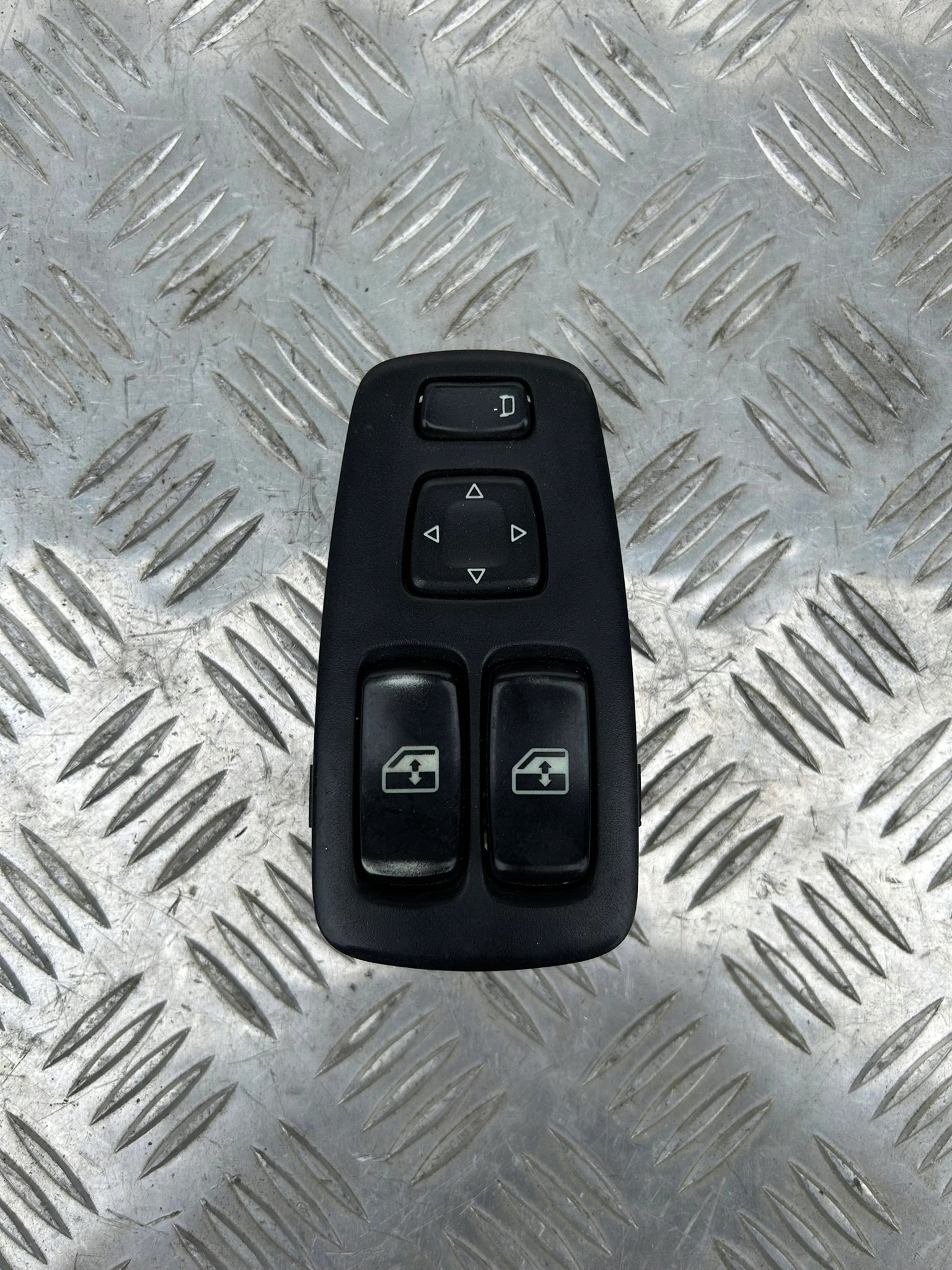 da64adbbc2bf2550db9285aaf43a5eb3