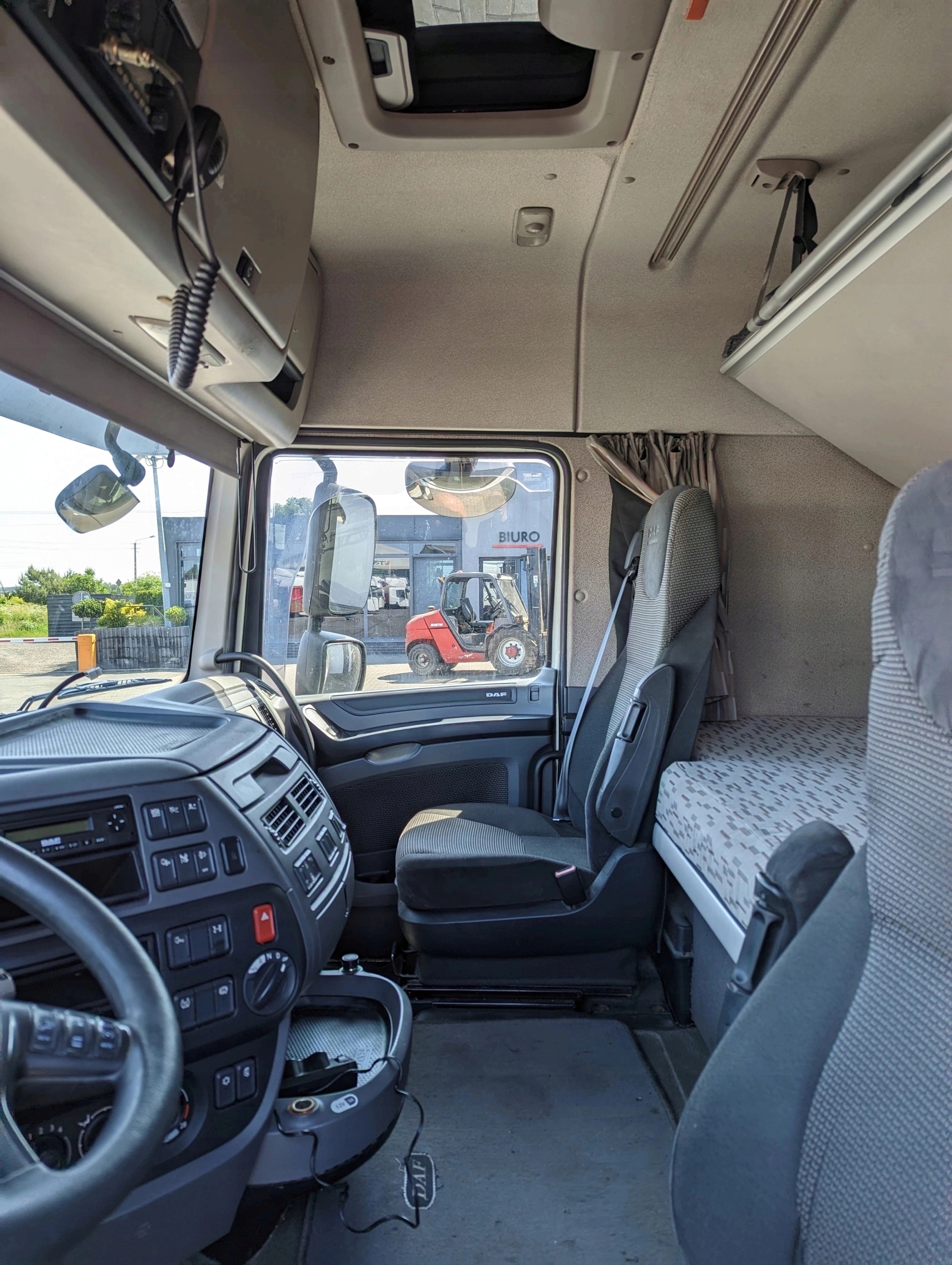 e6b5269fdec4bb1d32f7f1122f87a5af