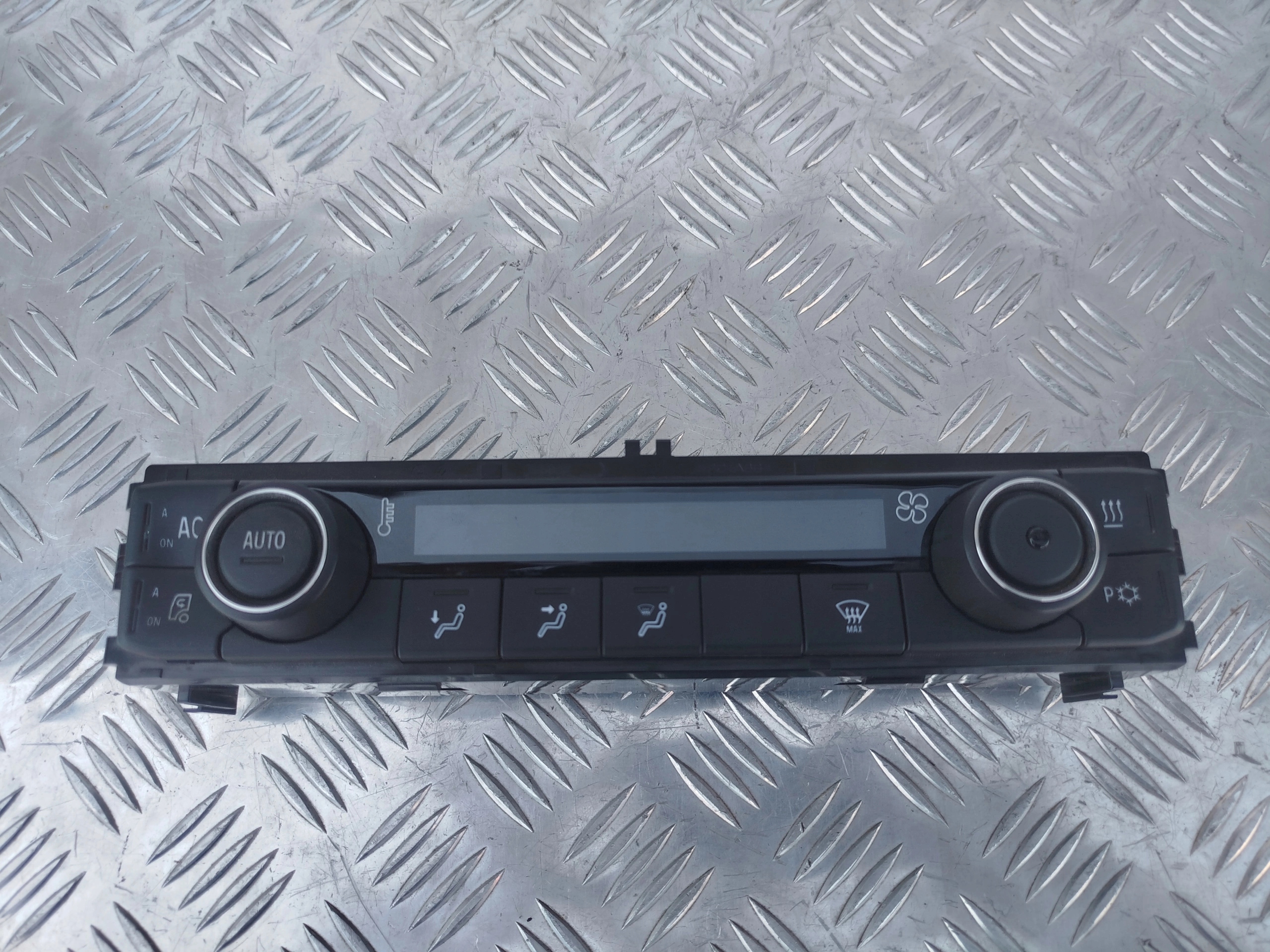 baa6dd99c8804d90179ed36b7fe8bd20