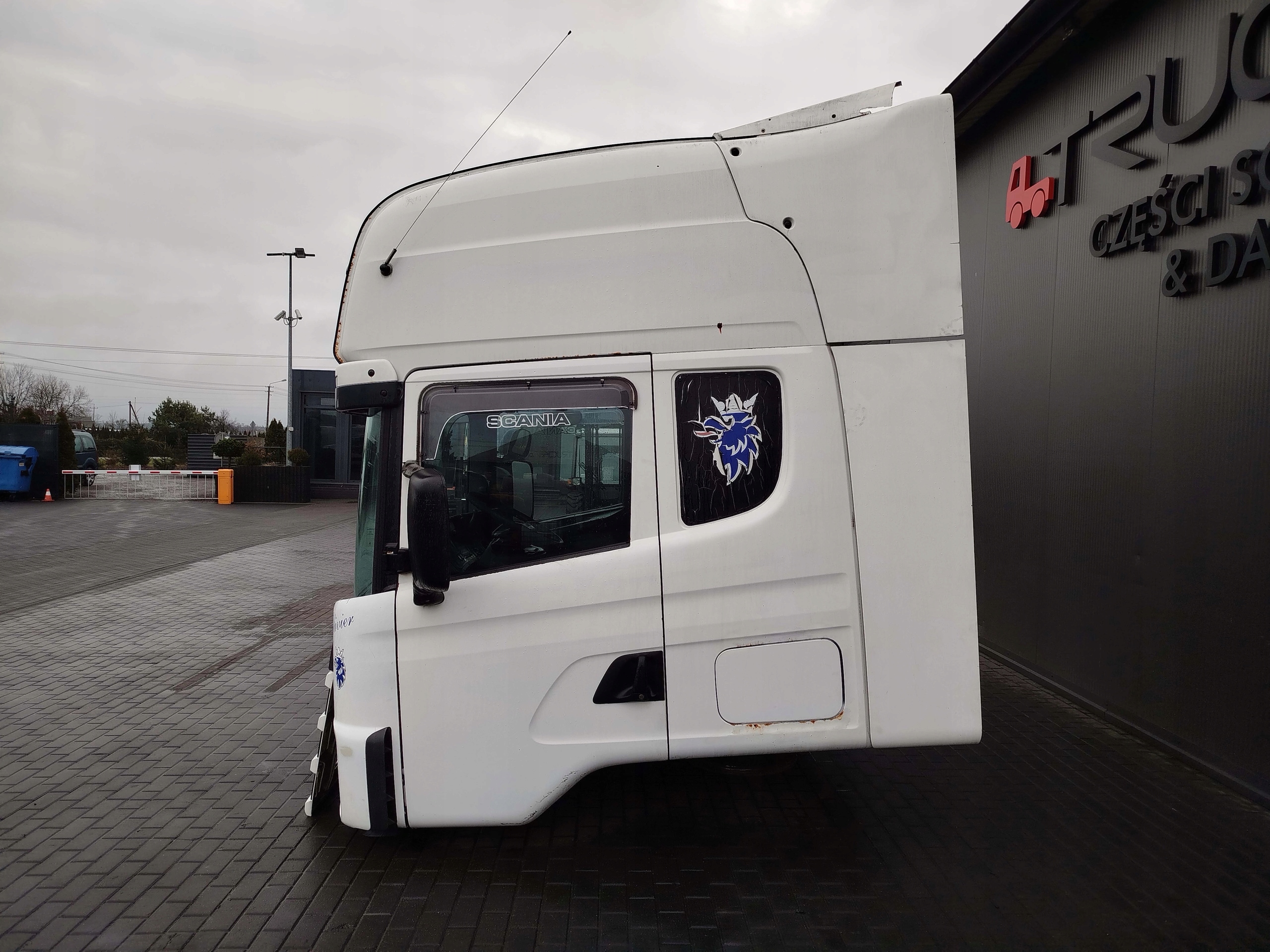 06bed644a698c83173f3ee46abb99627