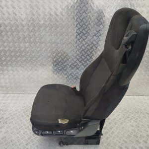 c84c20a34916f6d95a1acaee87bb1950