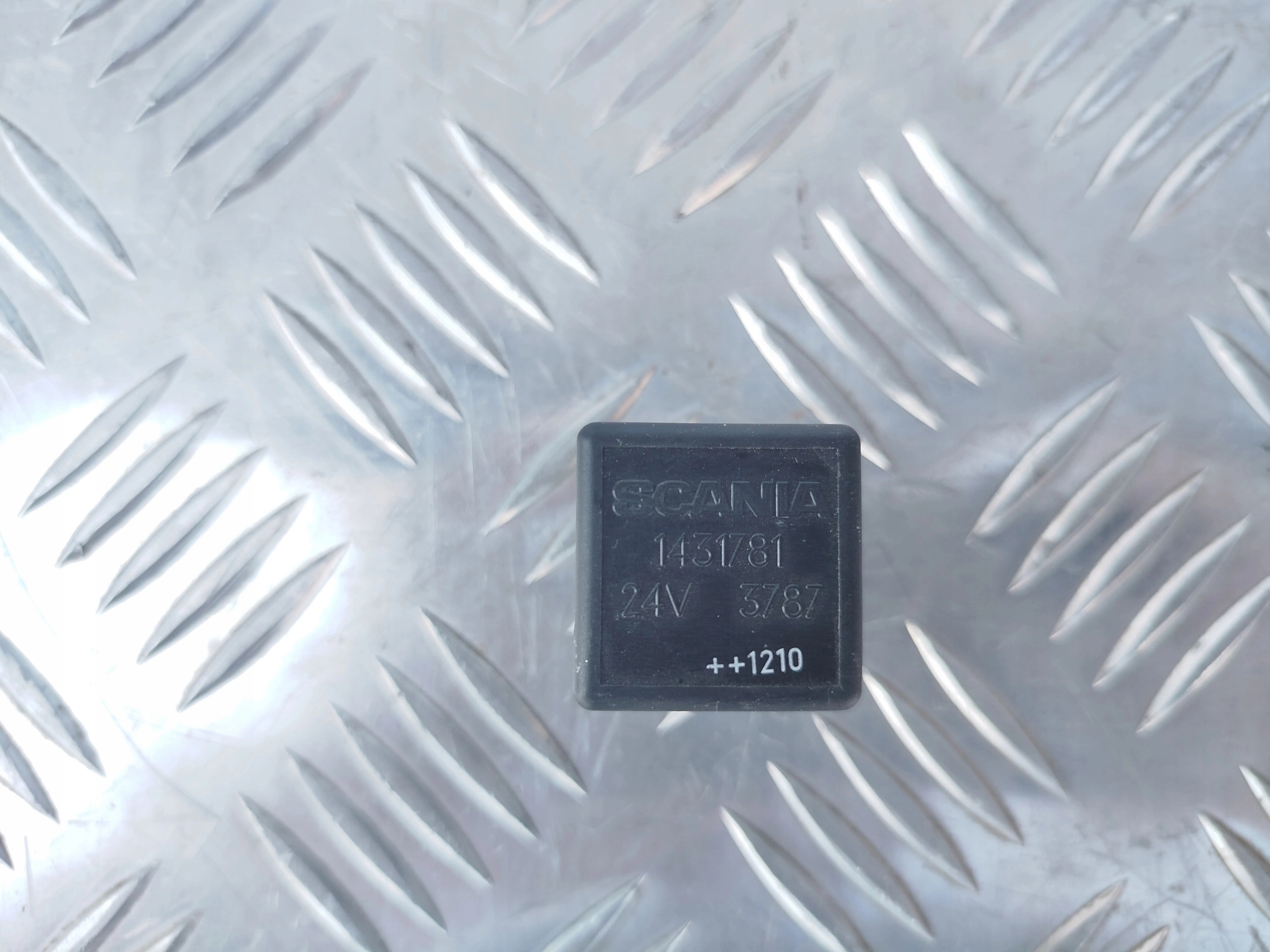 fa562216ea2ecaf248480579cb7ba758