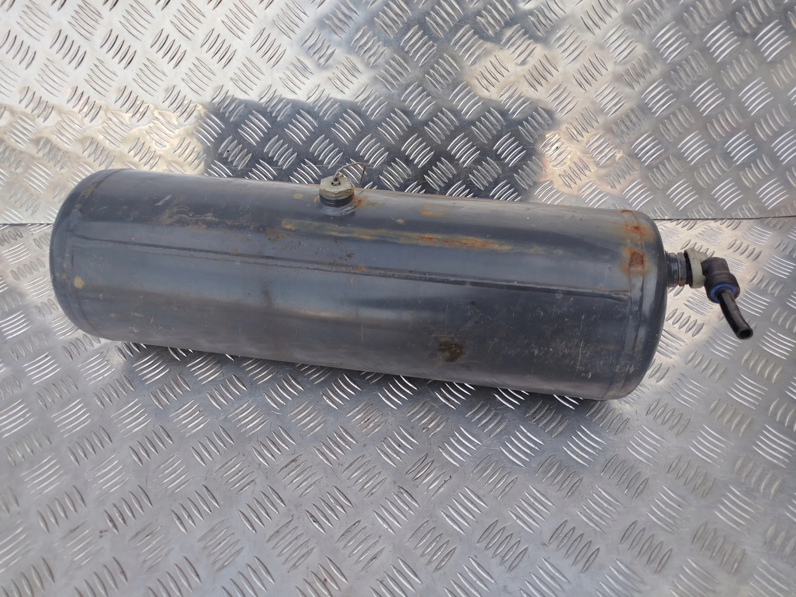 efece953642fb85fac47b94e9869d2e9