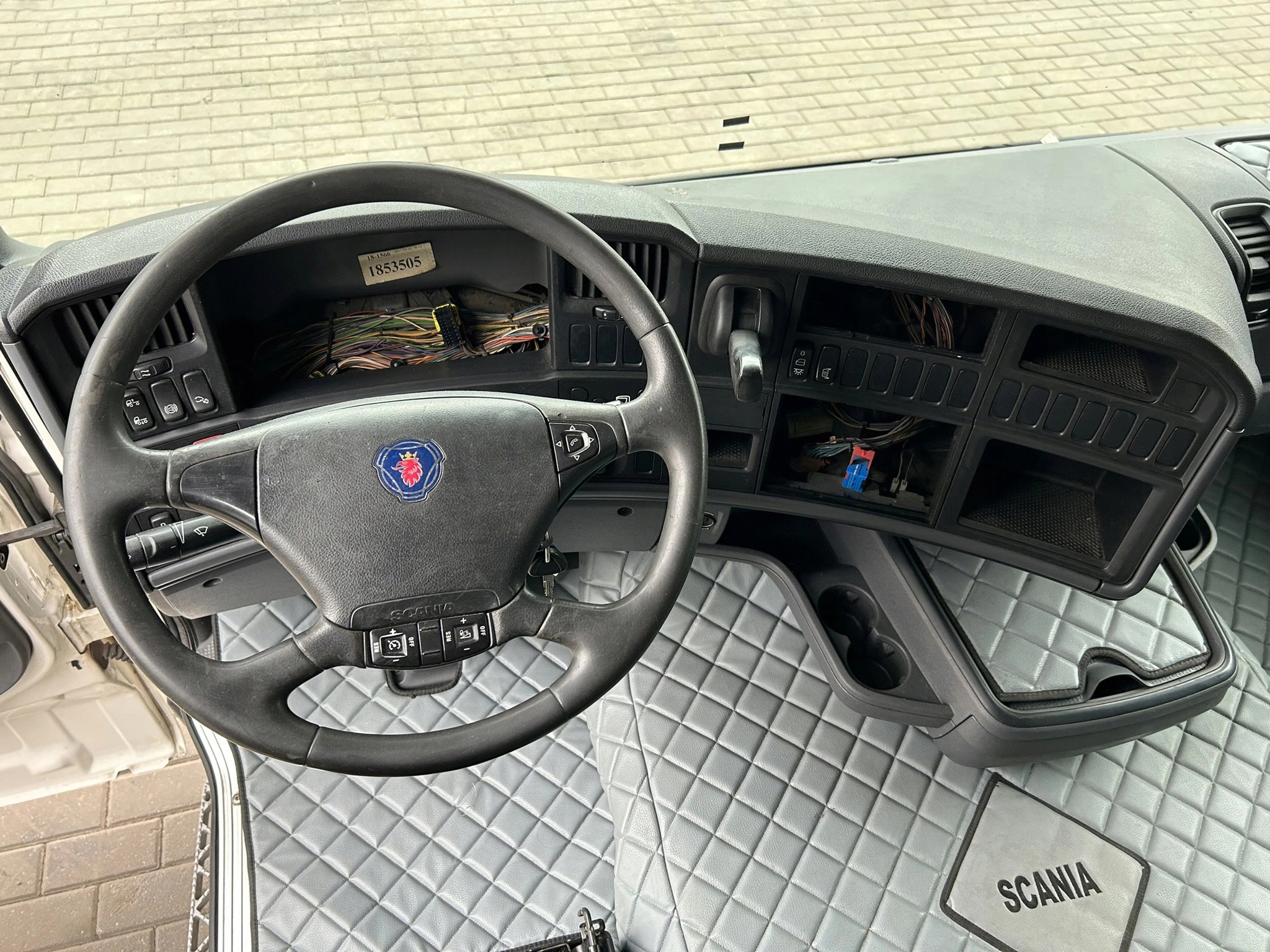 71077a85d8f70c7f7e28430ffb1b7d89