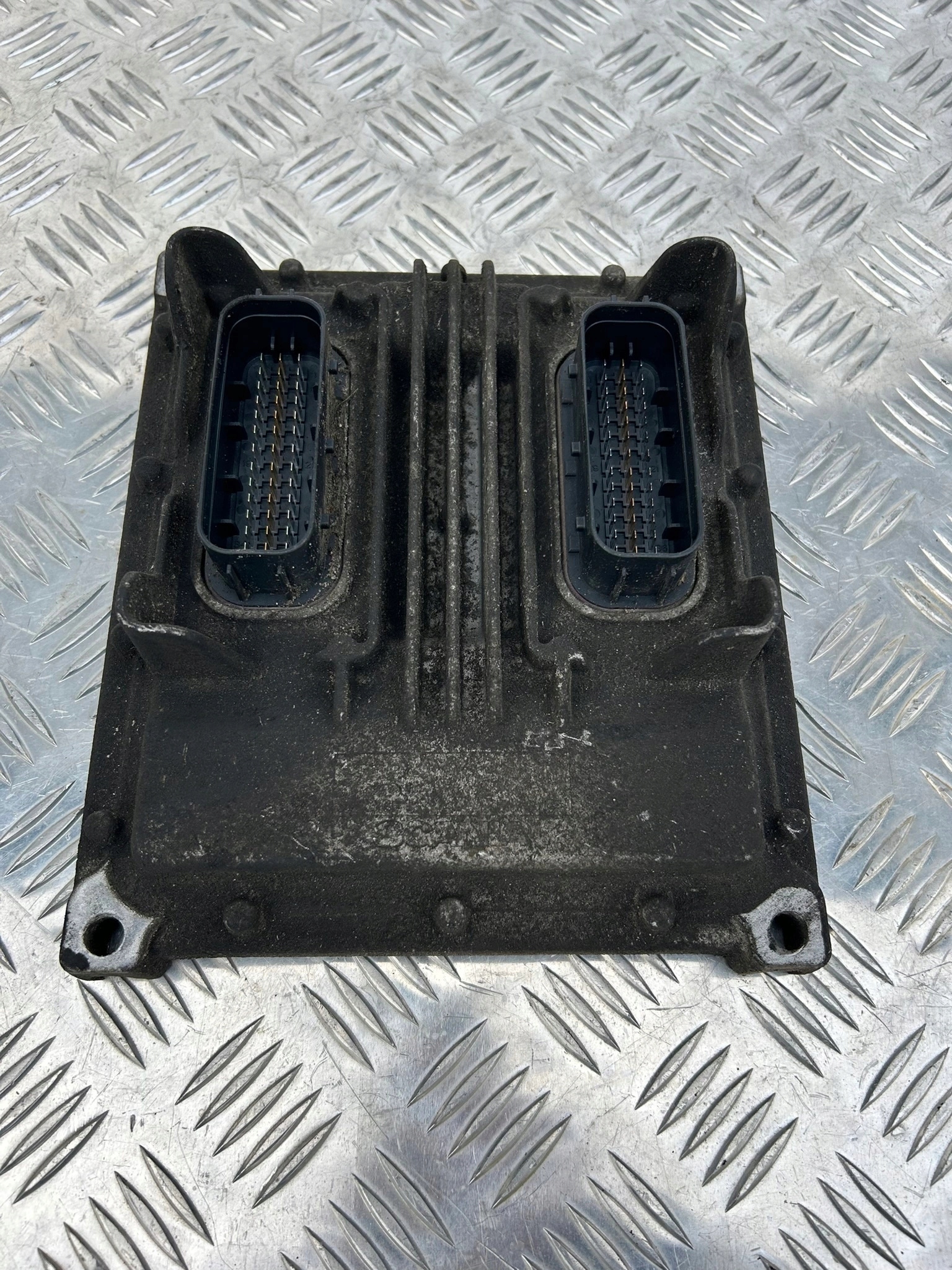 8febcbb707ea1a659190717df442fd43