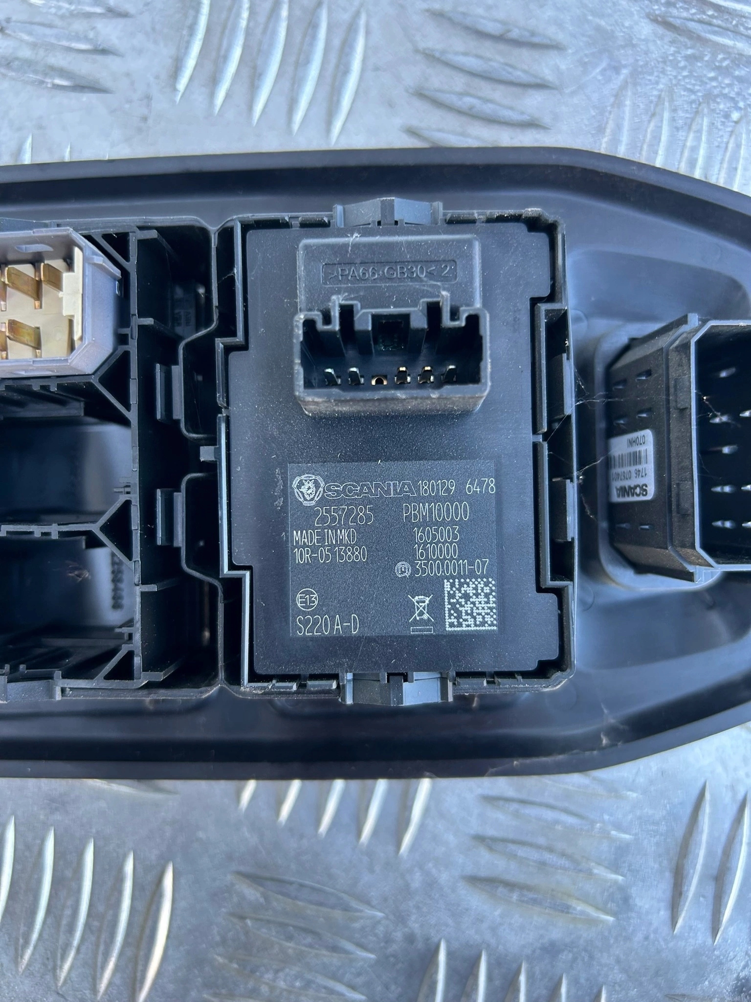 ee5266e86400e074d6b18e05c457689b