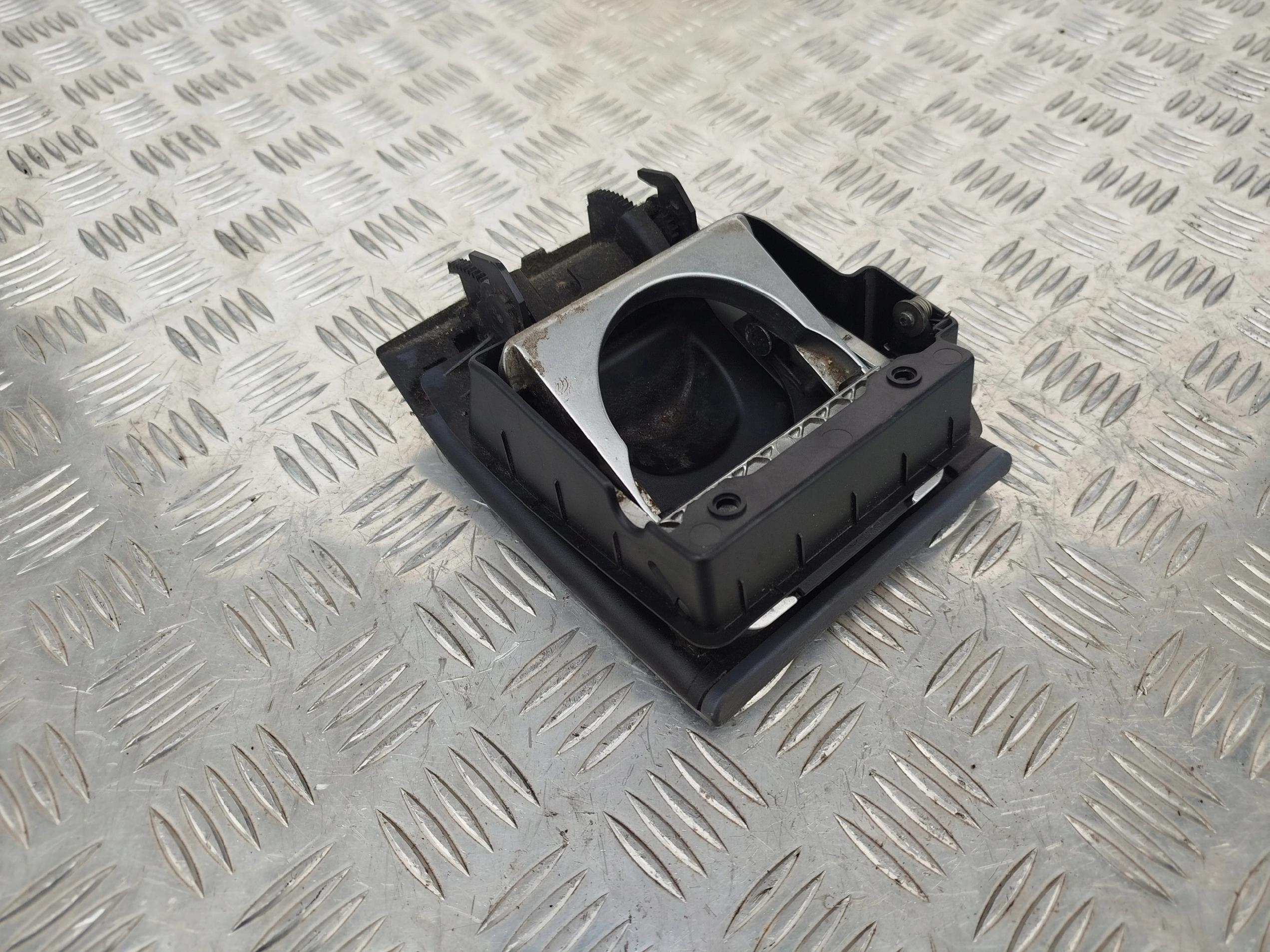 77a04f7823704de68efa7226386e34d2