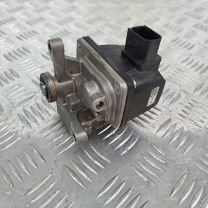 79e8952db66313c8e11f1315942f3dfb