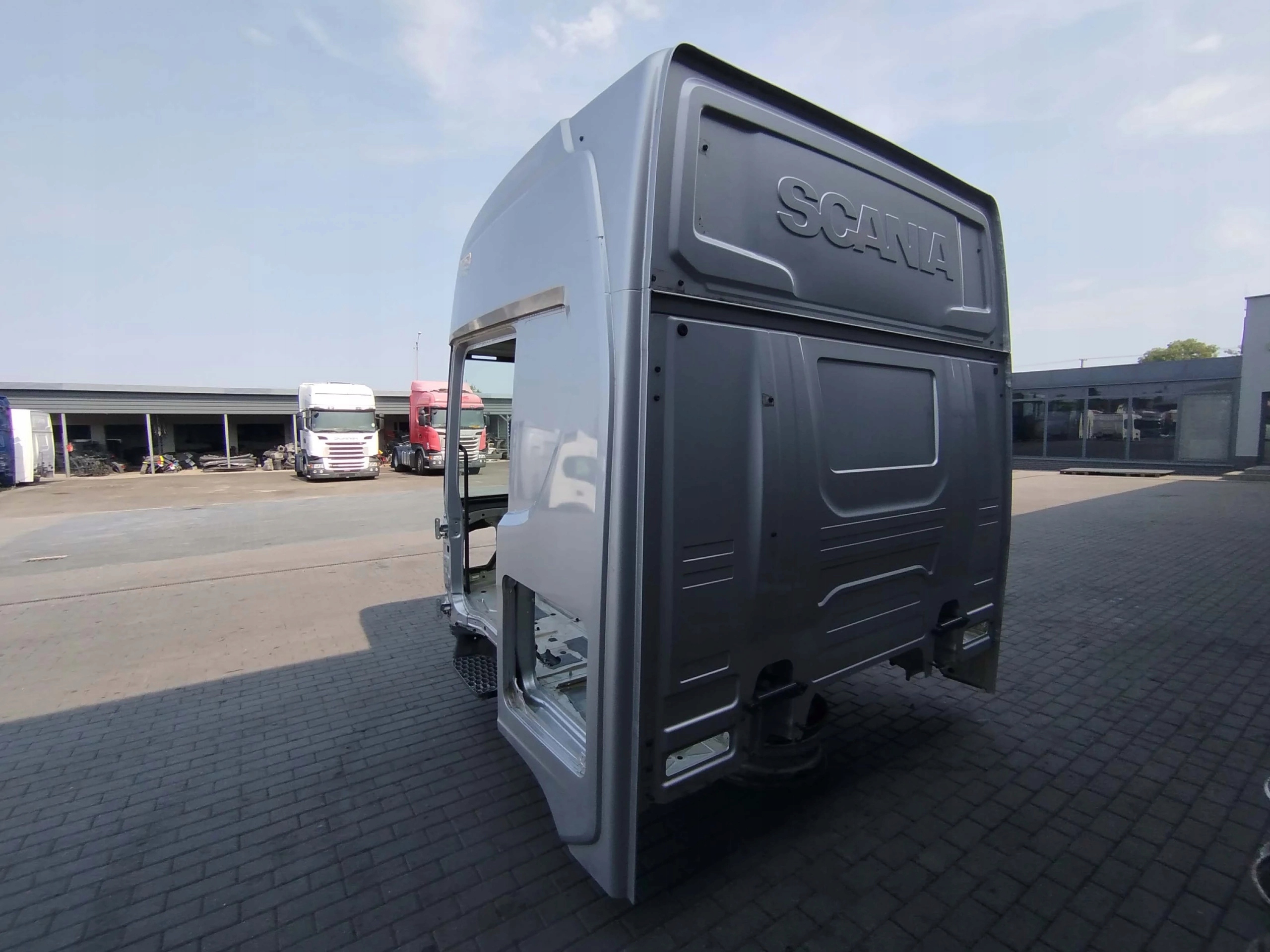 9fce67a8f21967603a7d3ba8d2df9e3f