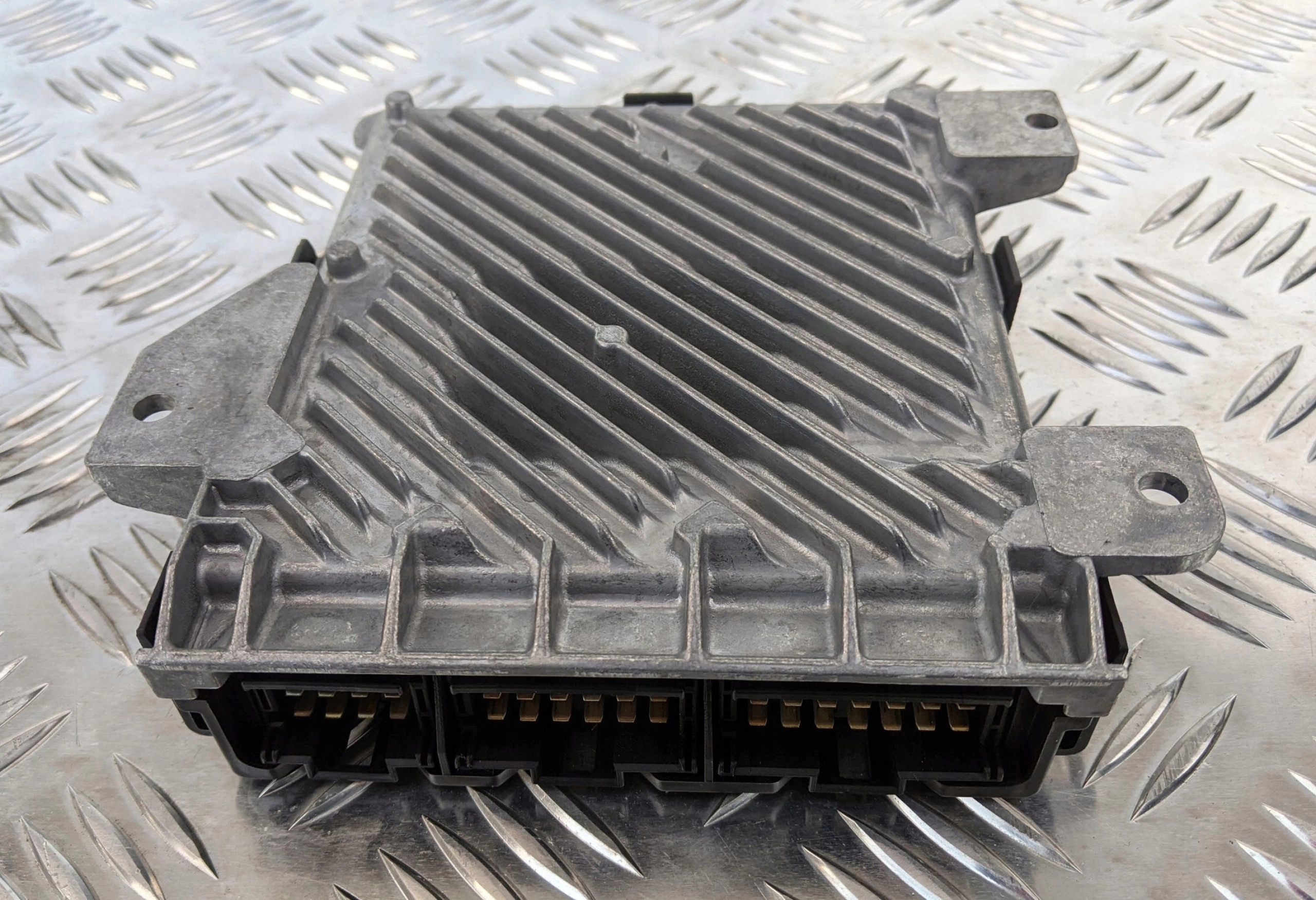 fdda2a079e37bf1227903b30f034657f