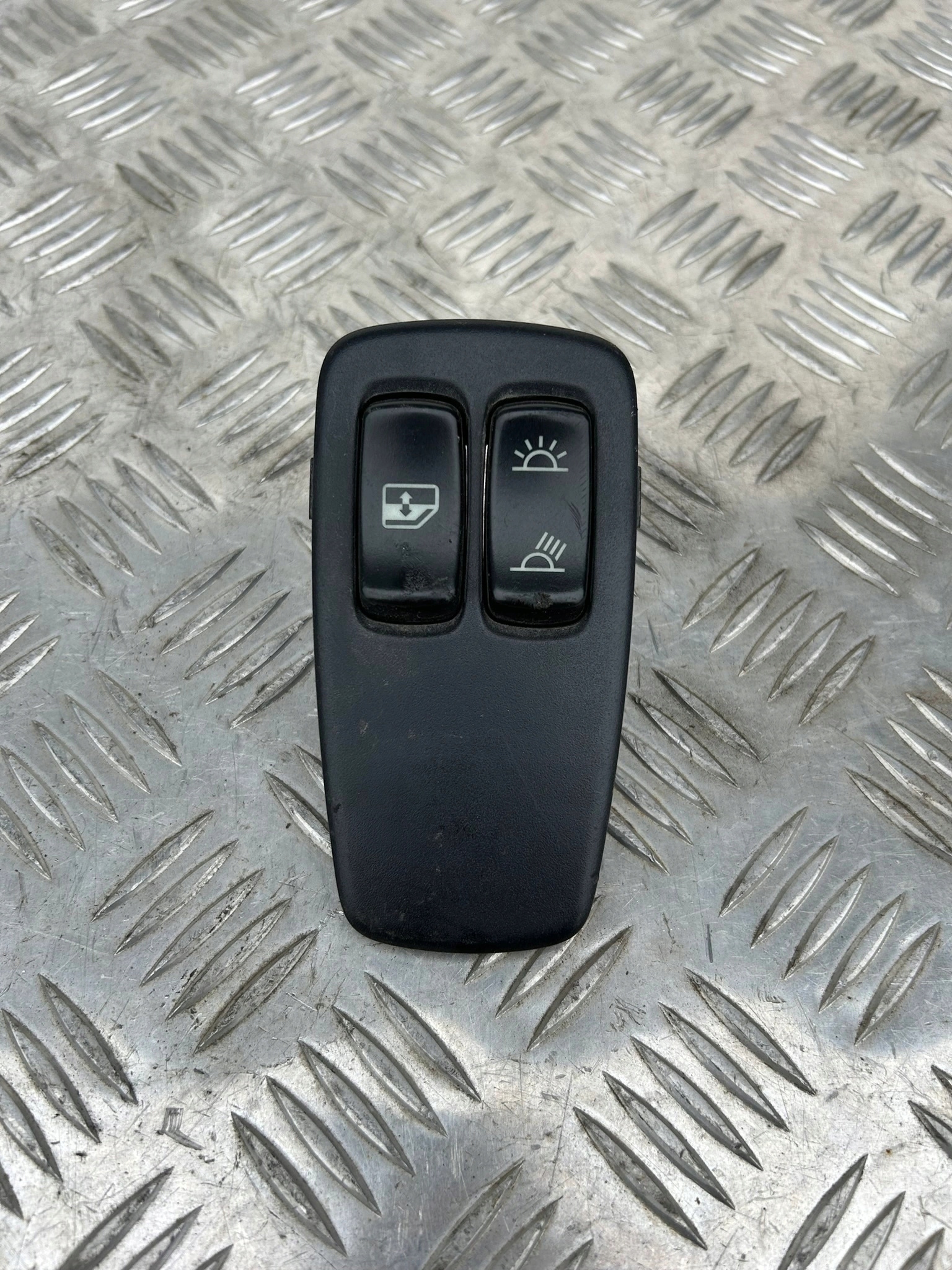 1db1598b88a4f64dff63cf9aa0d8cc84