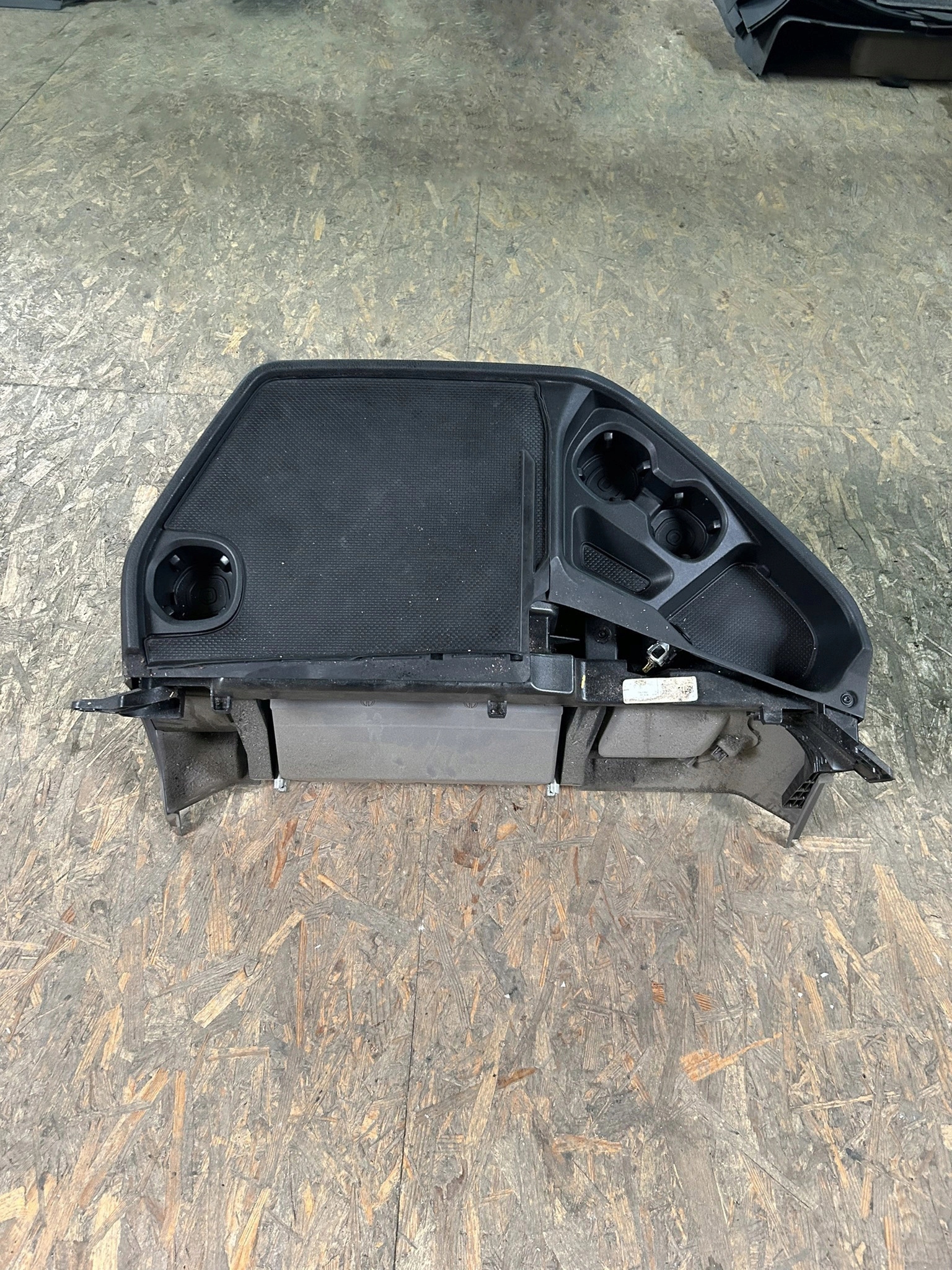 17f02e0cafce4ebdd7e3f9b0ee77a09e