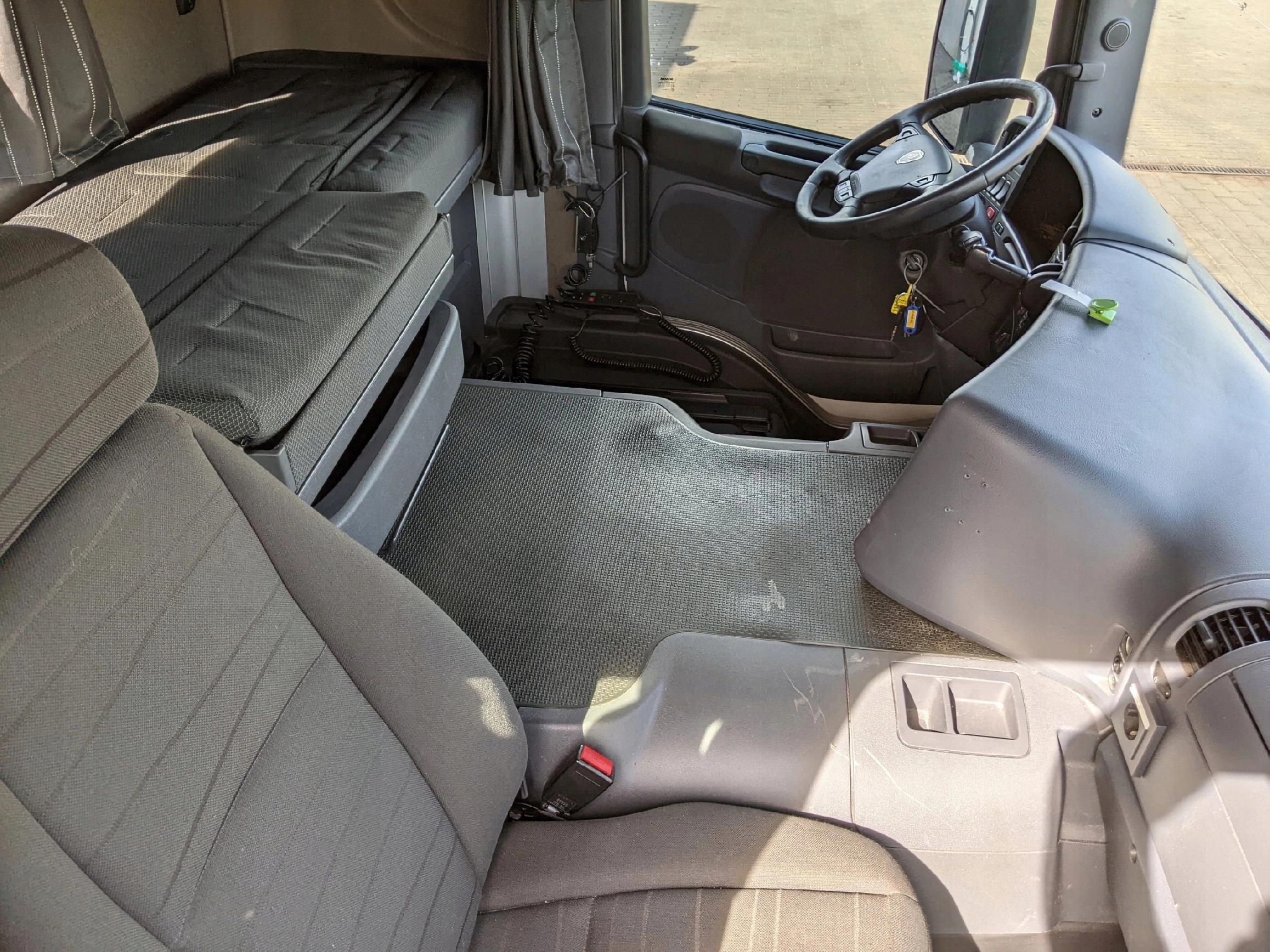 f6e4986d1e1c20db280ecb4043b70f37