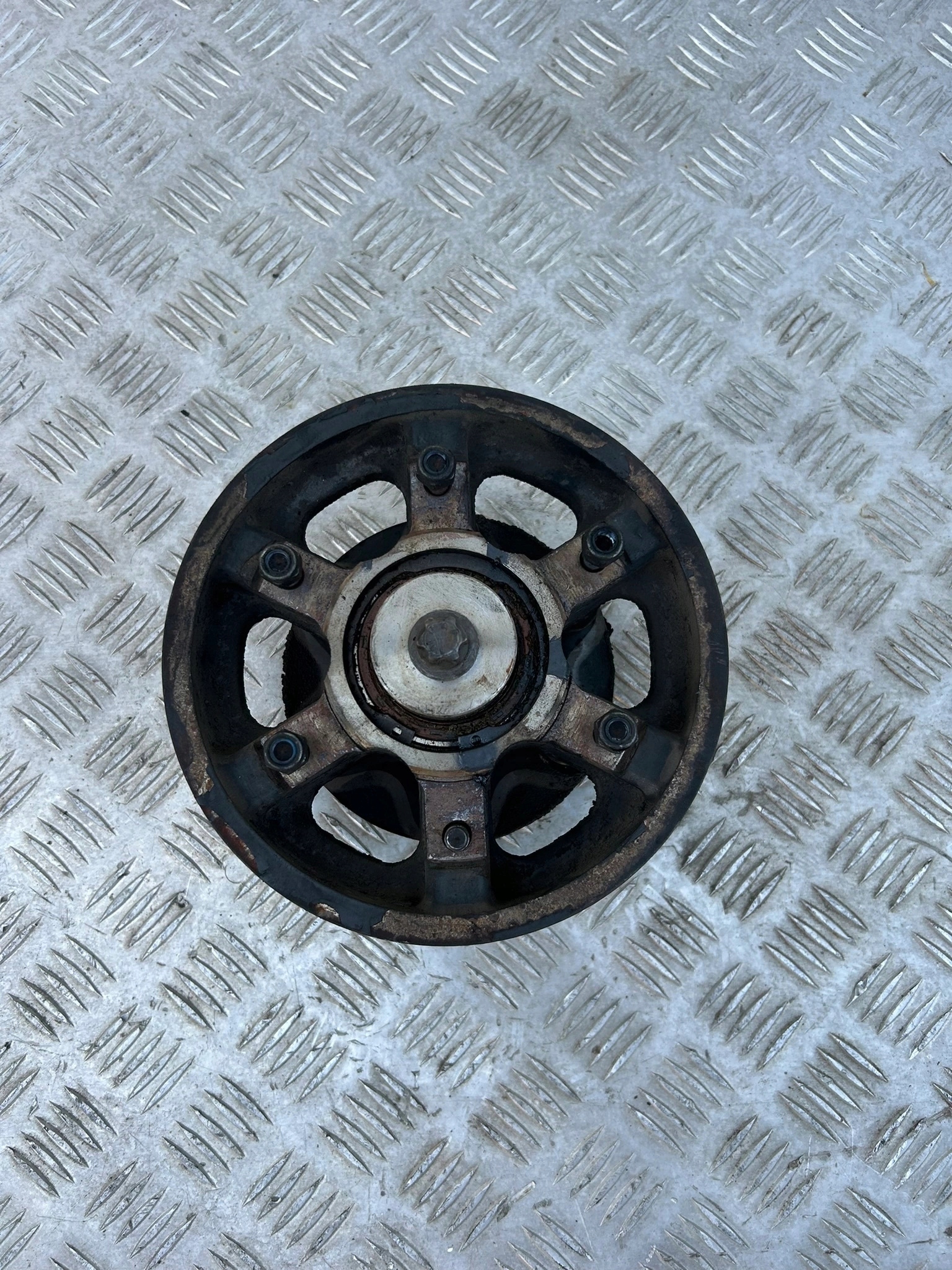 6f1c10015527548a5faa773d8f3c9d99