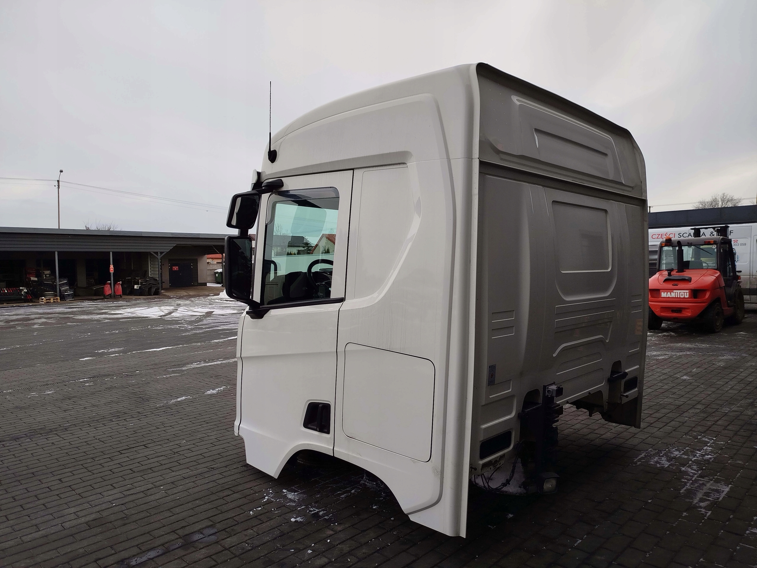 9ebdca1812c3e4d1da467d51c112dc31