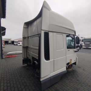 61171a8c5244f2754e1f444590389e86