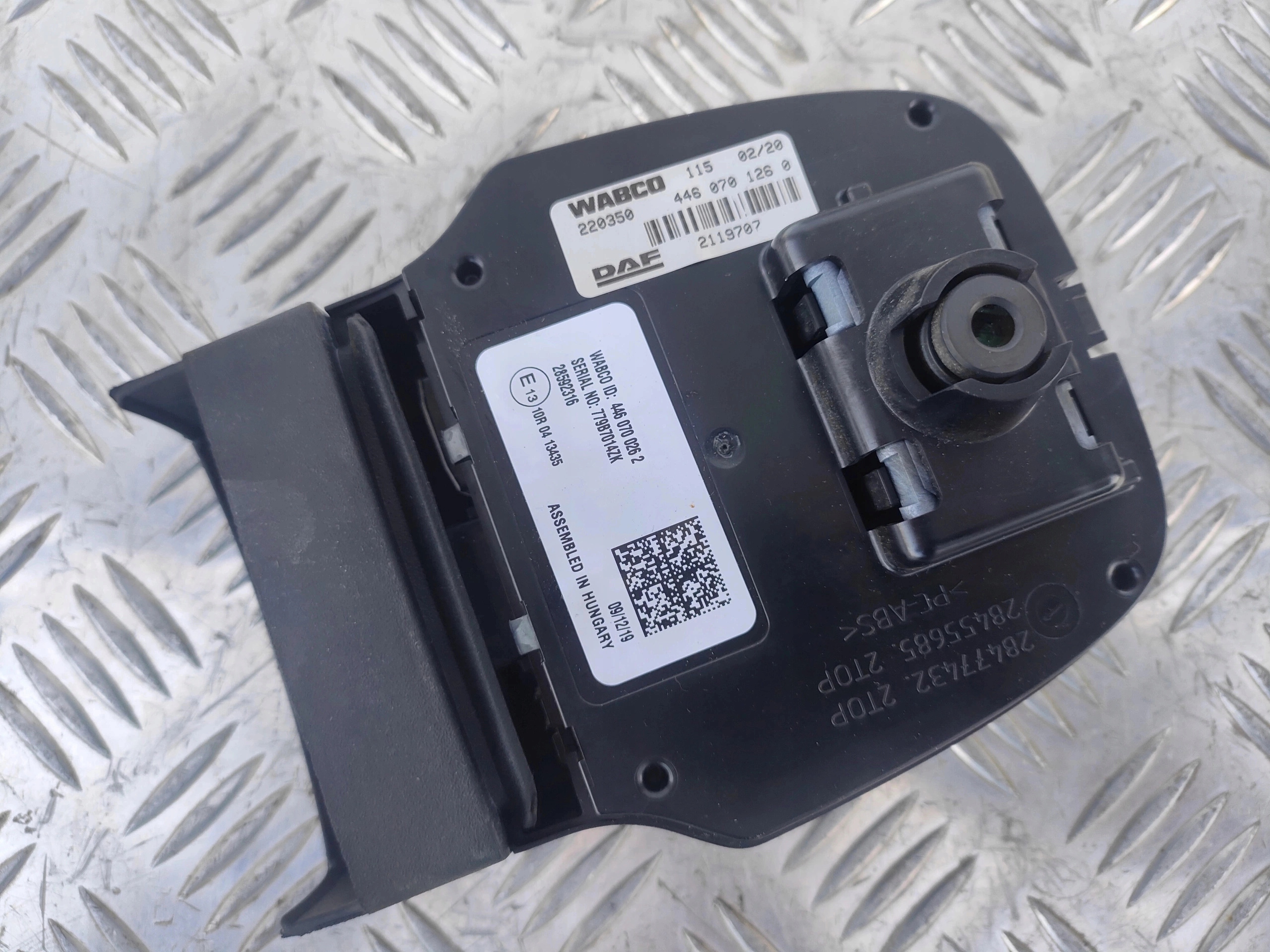 f3b0a5af1f9f74f5c1dfe0982fccf471